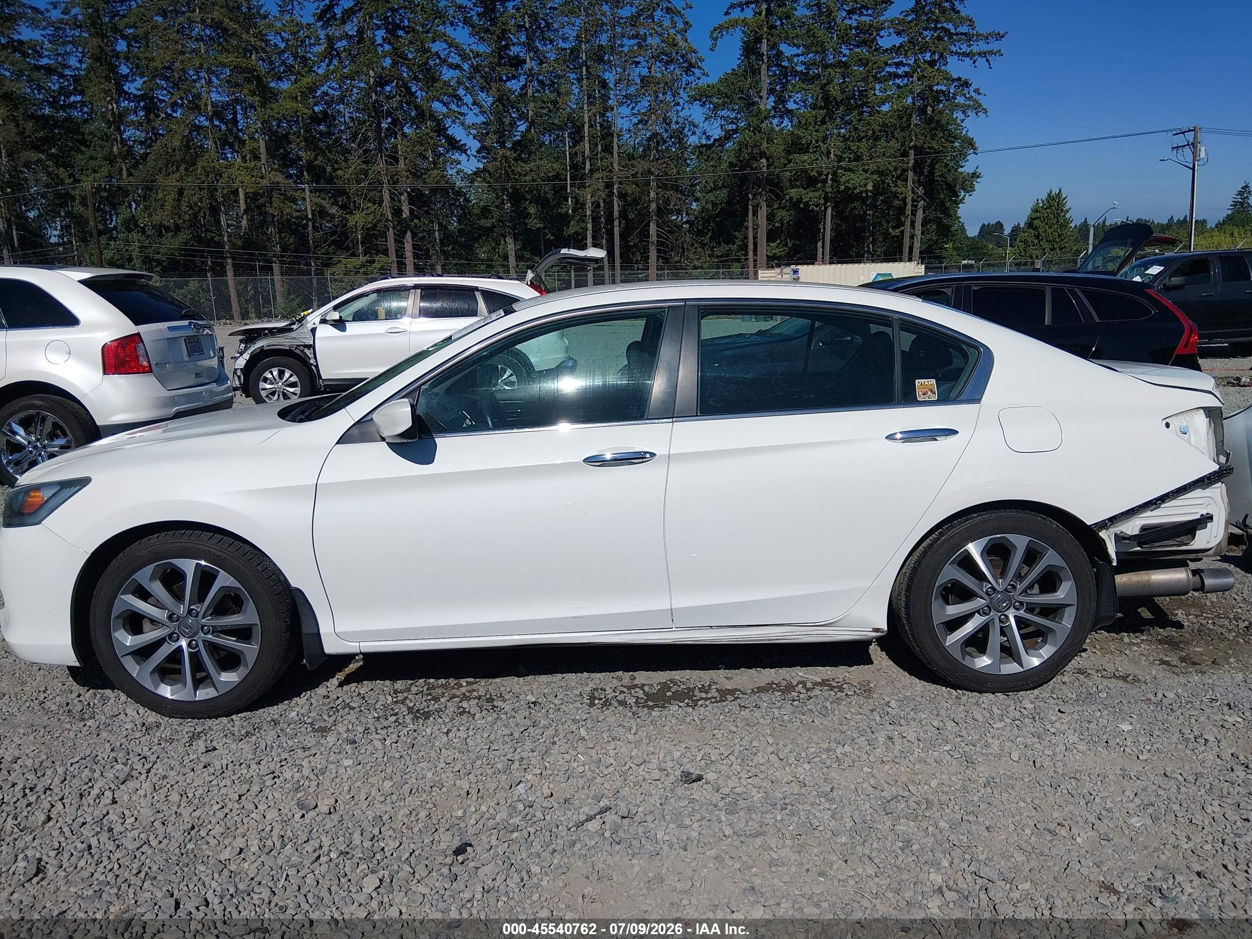 2014 Honda Accord Sport White vin: 1HGCR2F54EA068418