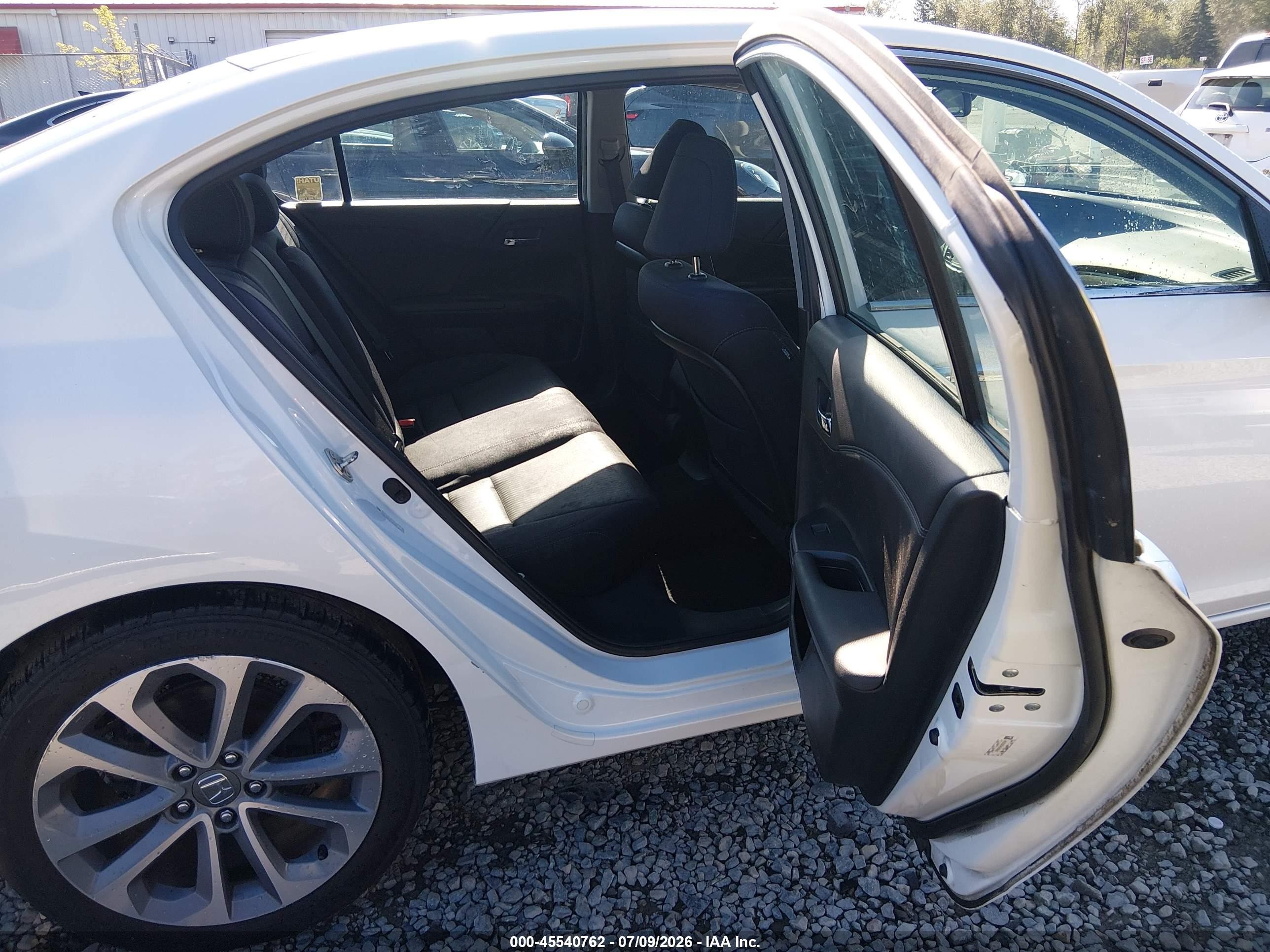 2014 Honda Accord Sport White vin: 1HGCR2F54EA068418