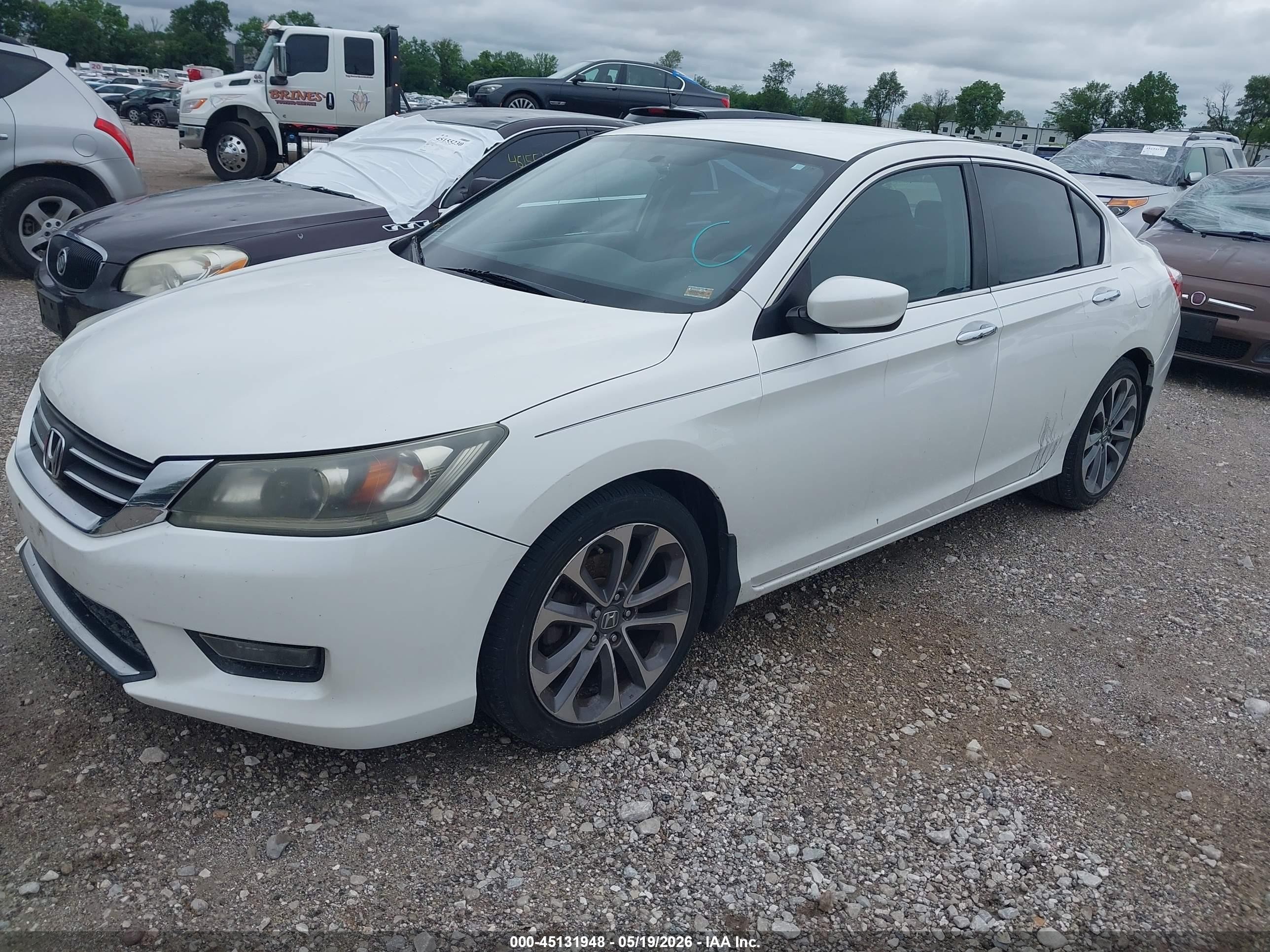 2014 Honda Accord Sport White vin: 1HGCR2F54EA093335