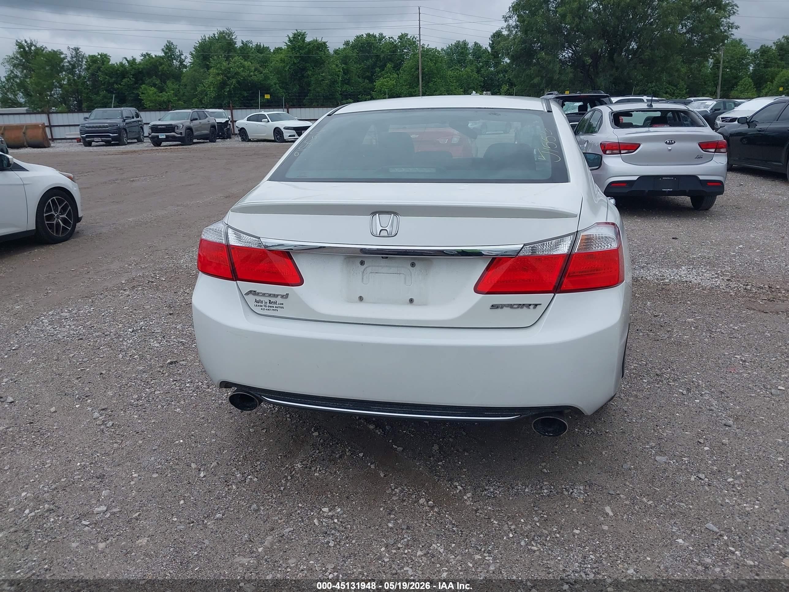 2014 Honda Accord Sport White vin: 1HGCR2F54EA093335