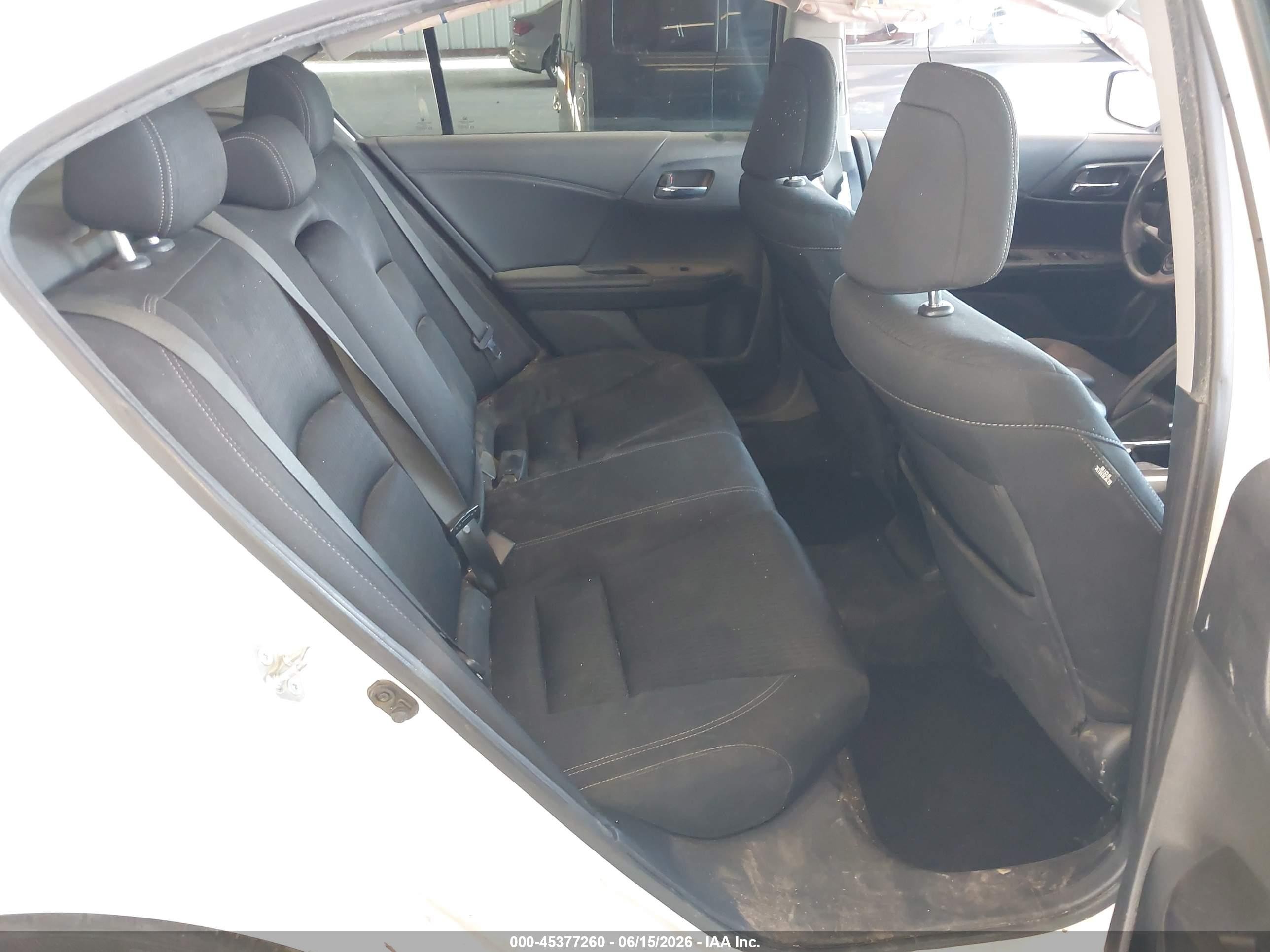 2015 Honda Accord Sport White vin: 1HGCR2F54FA051393