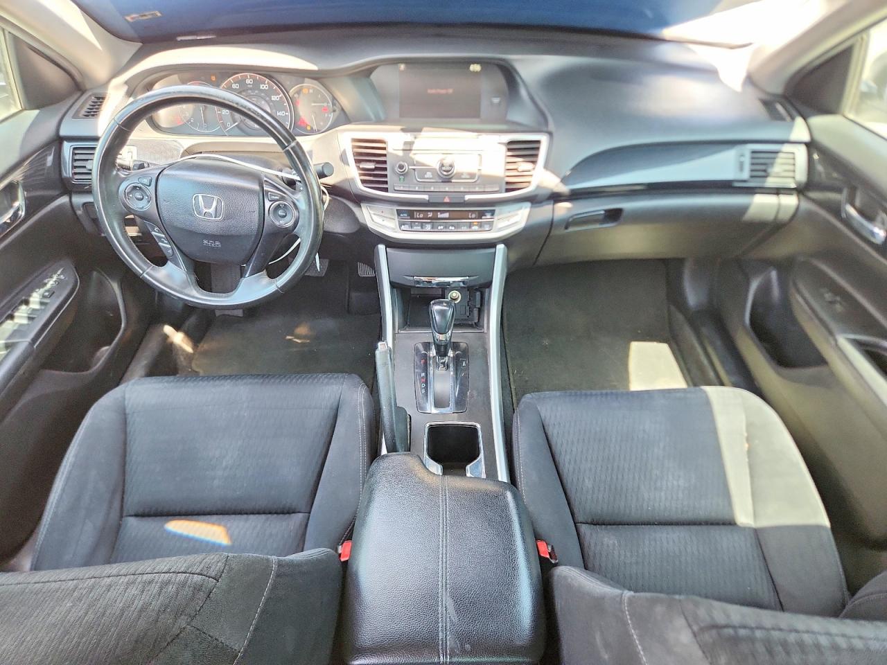 2015 Honda Accord Sport White vin: 1HGCR2F54FA063950