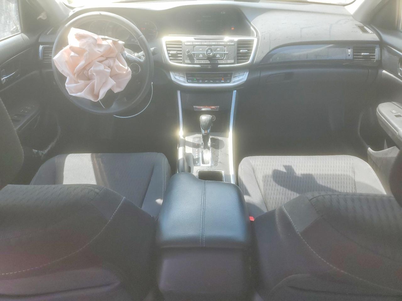 2015 Honda Accord Sport Silver vin: 1HGCR2F54FA106943
