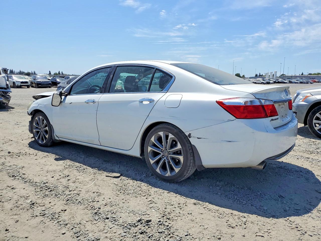2015 Honda Accord Sport White vin: 1HGCR2F54FA115738