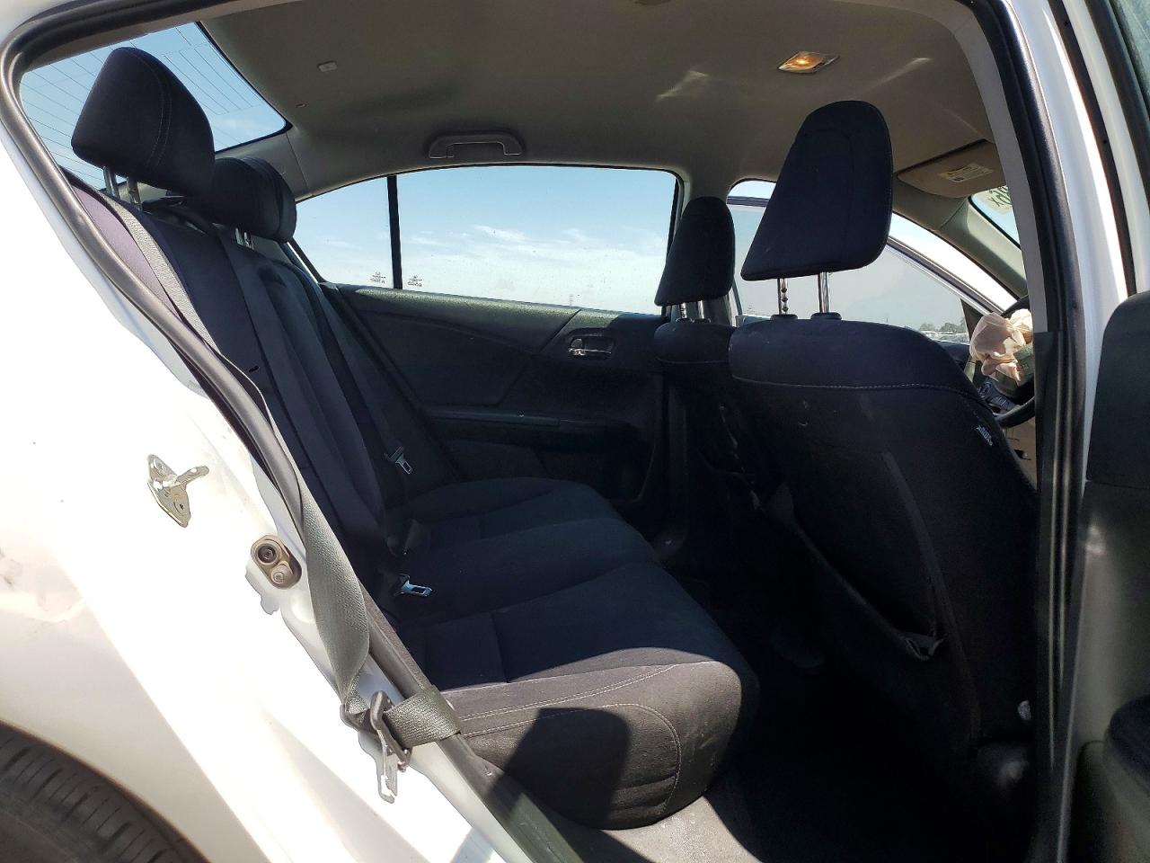 2015 Honda Accord Sport White vin: 1HGCR2F54FA115738