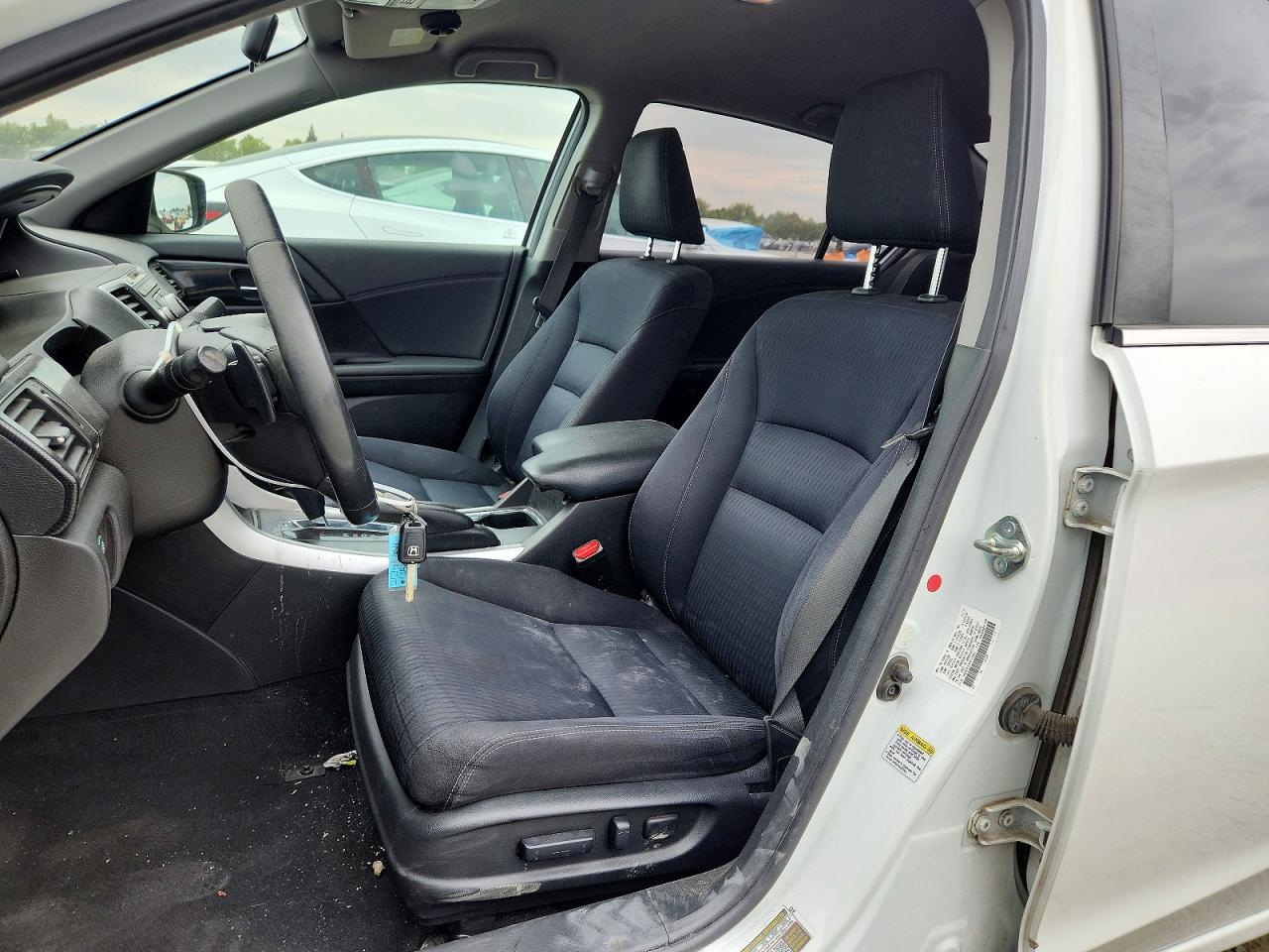 2015 Honda Accord Sport White vin: 1HGCR2F54FA115867