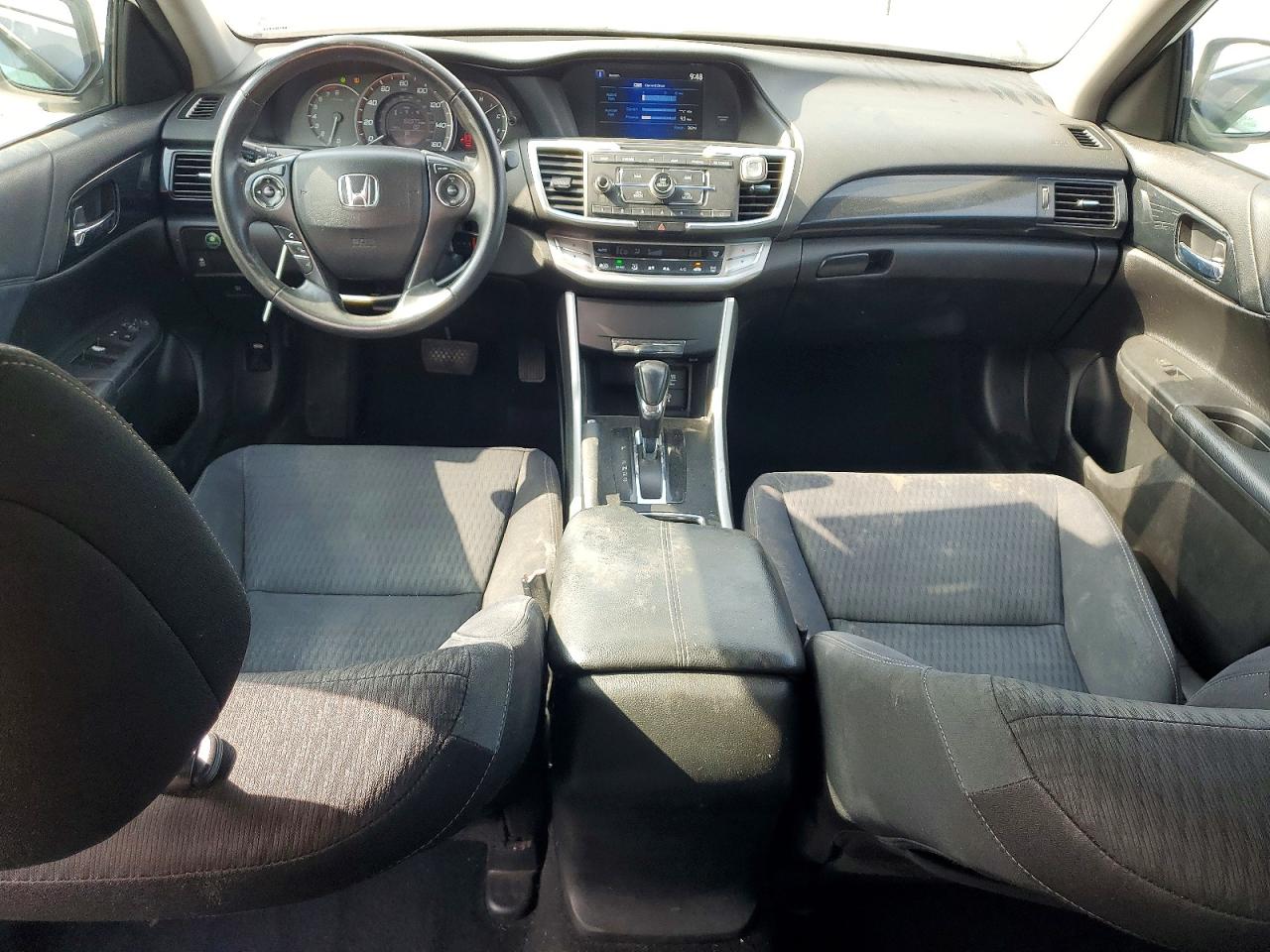 2015 Honda Accord Sport White vin: 1HGCR2F54FA137657
