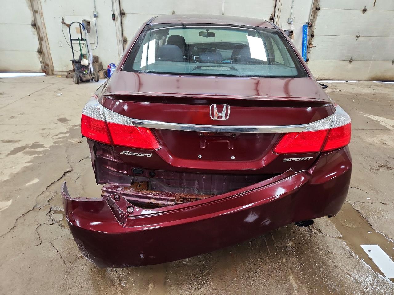 2015 Honda Accord Sport Burgundy vin: 1HGCR2F54FA166141