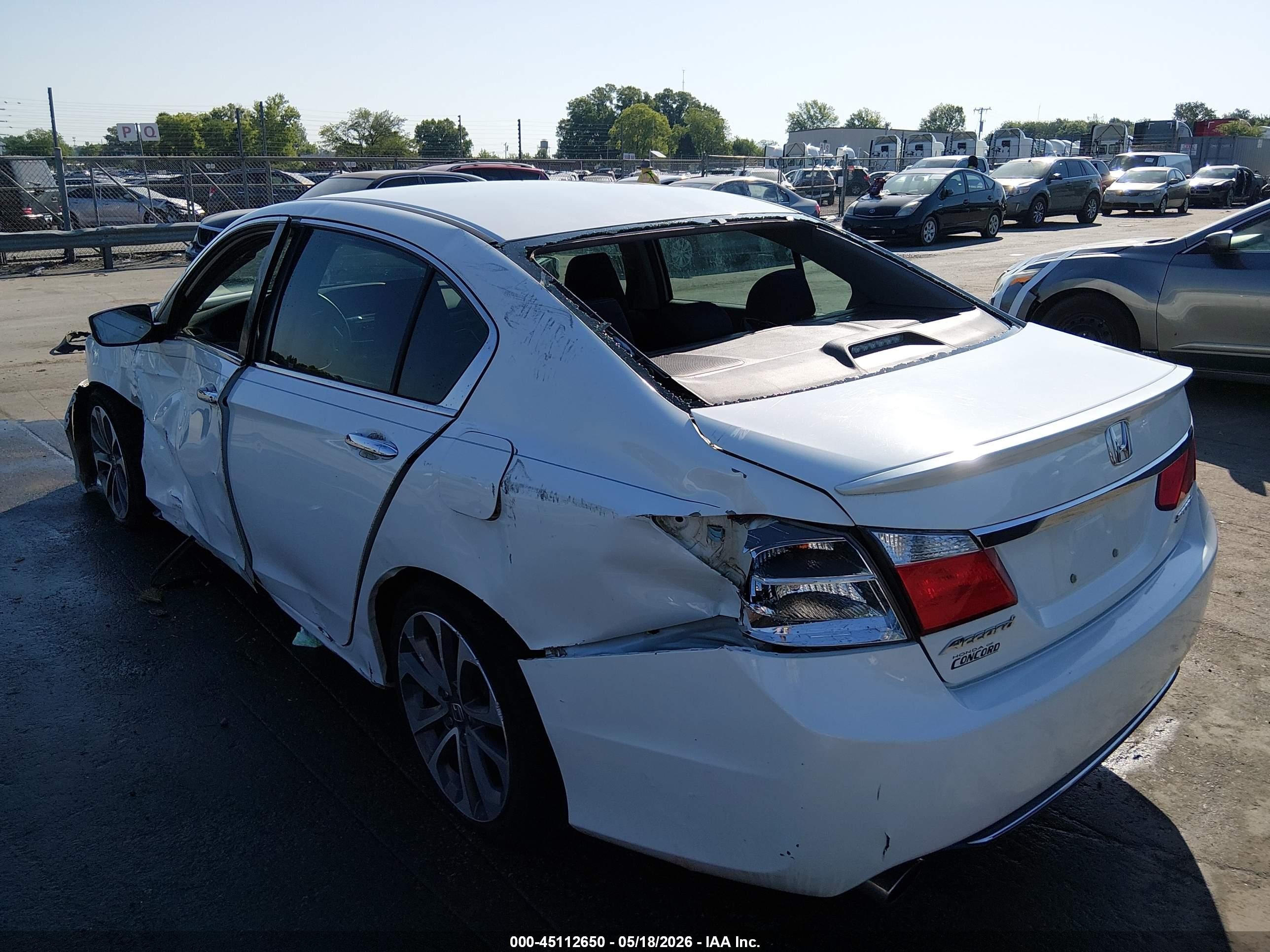 2015 Honda Accord Sport White vin: 1HGCR2F54FA176541