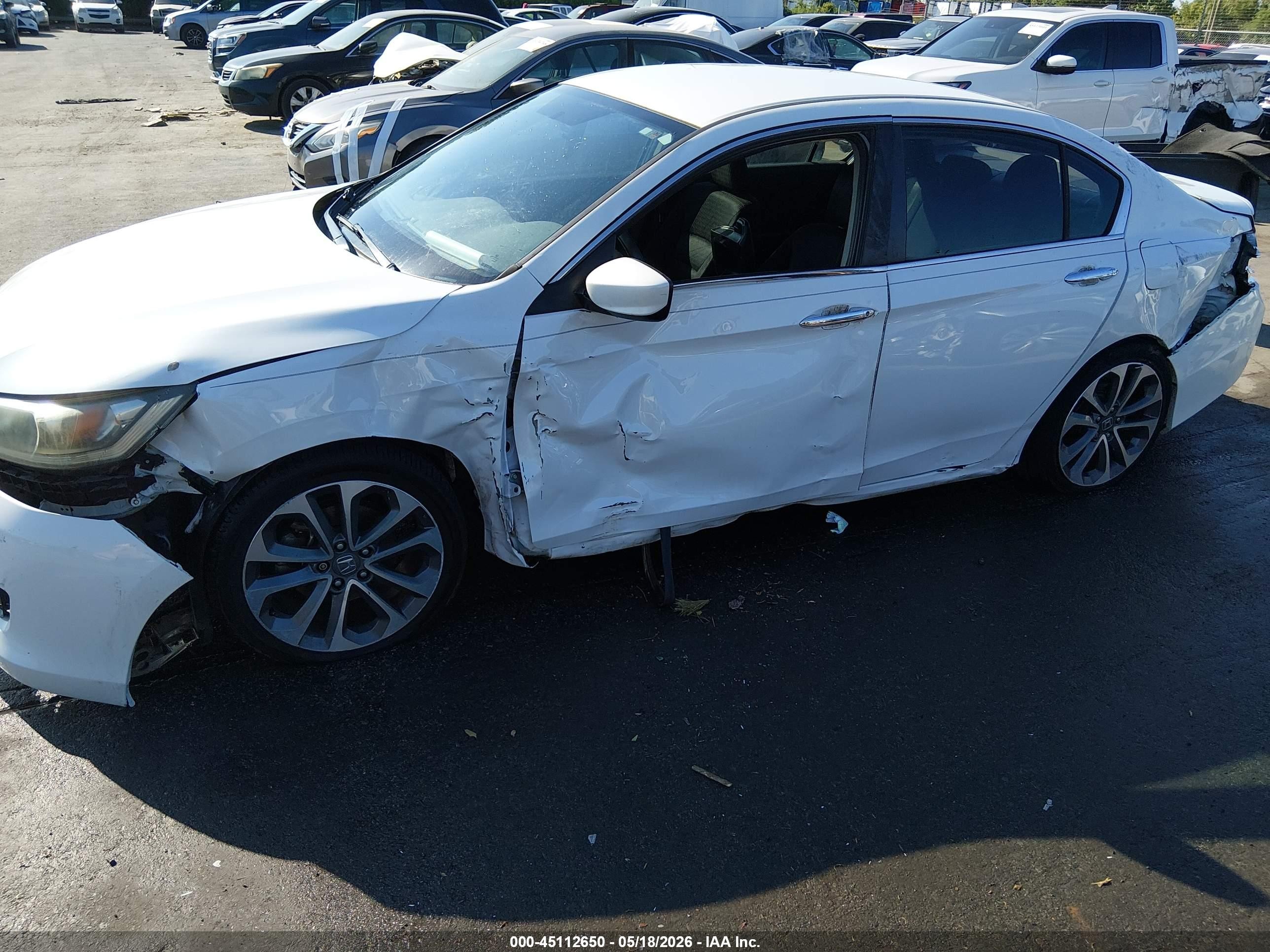 2015 Honda Accord Sport White vin: 1HGCR2F54FA176541