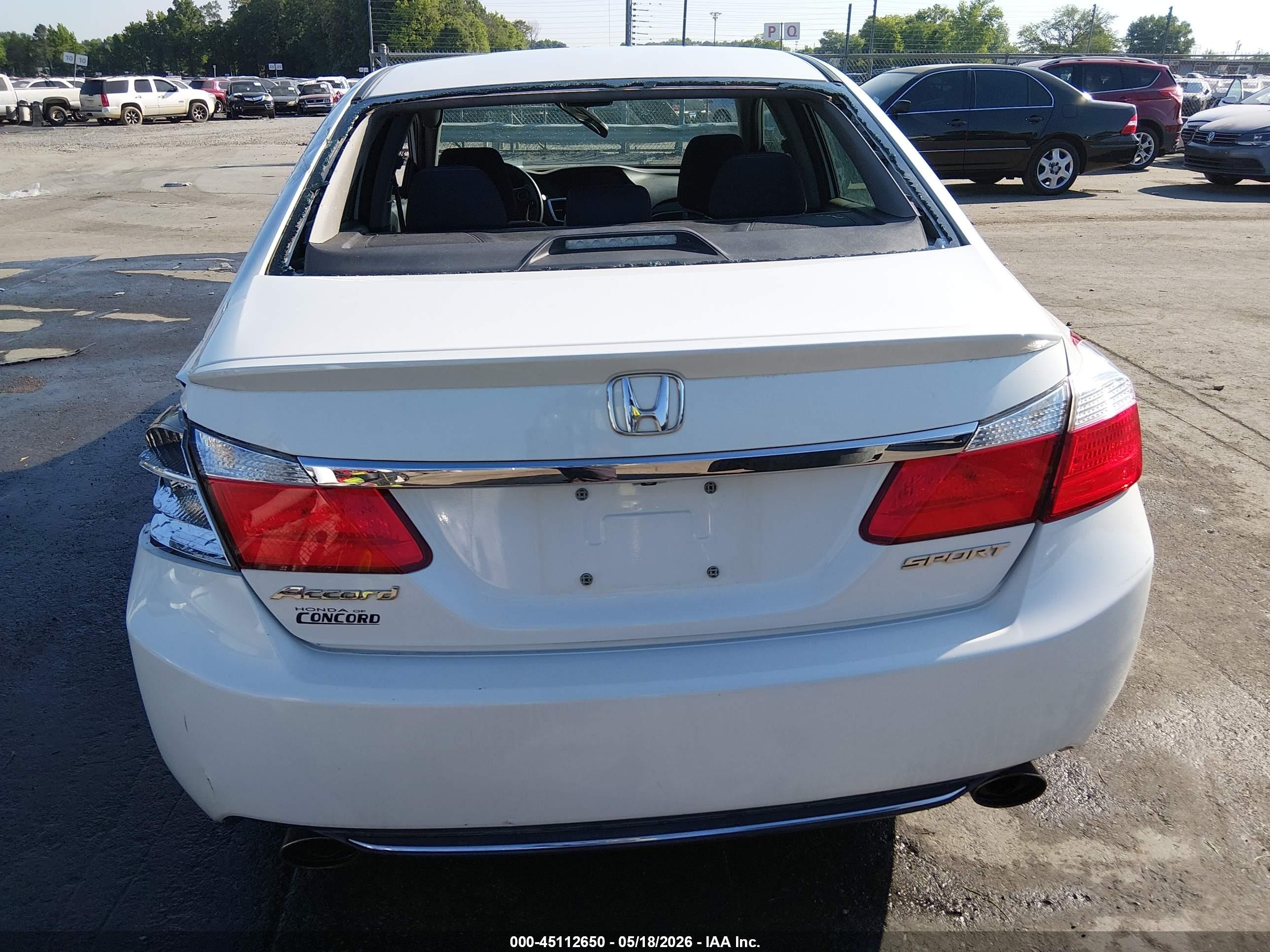 2015 Honda Accord Sport White vin: 1HGCR2F54FA176541
