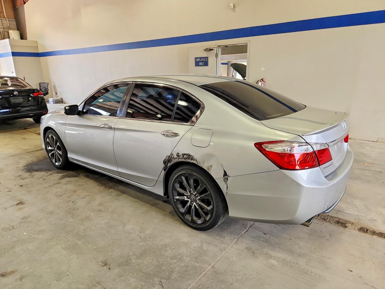 2015 Honda Accord Sport Silver vin: 1HGCR2F54FA189628