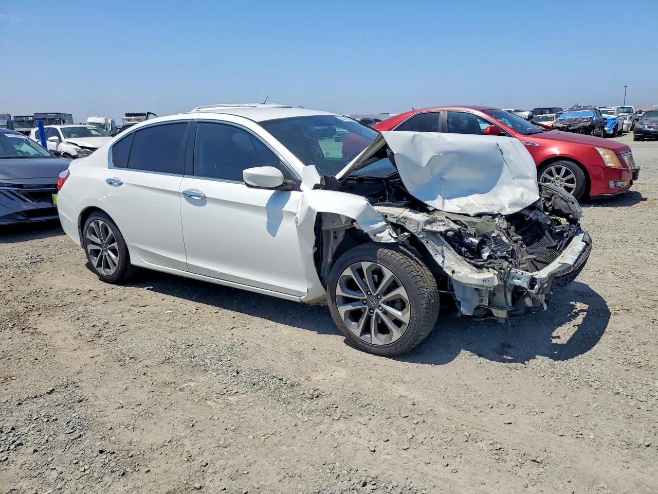 2015 Honda Accord Sport White vin: 1HGCR2F54FA200370