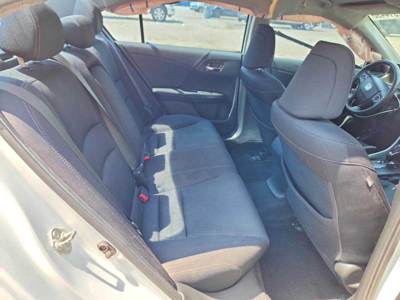 2015 Honda Accord Sport White vin: 1HGCR2F54FA207058