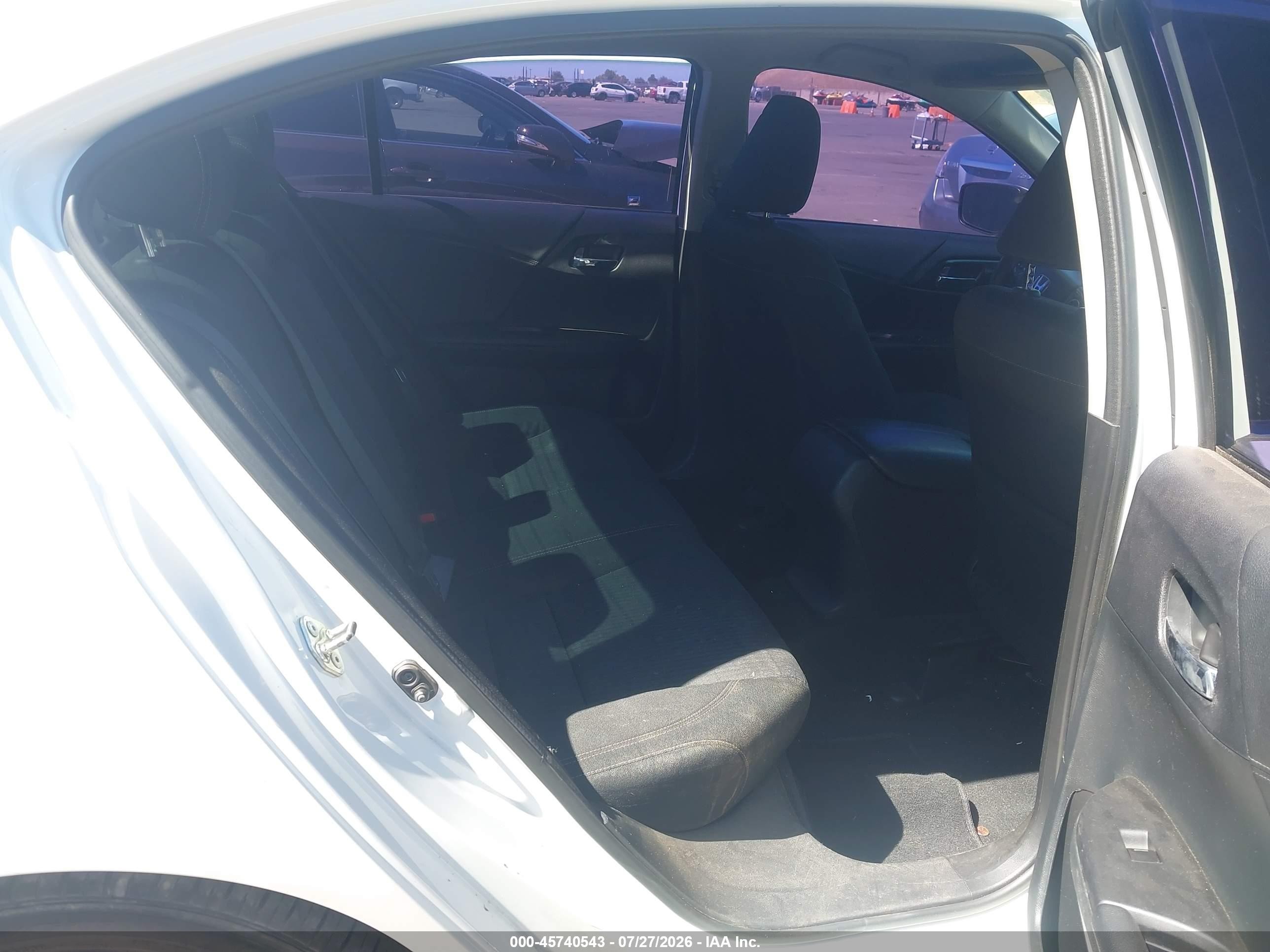 2015 Honda Accord Sport White vin: 1HGCR2F54FA264635