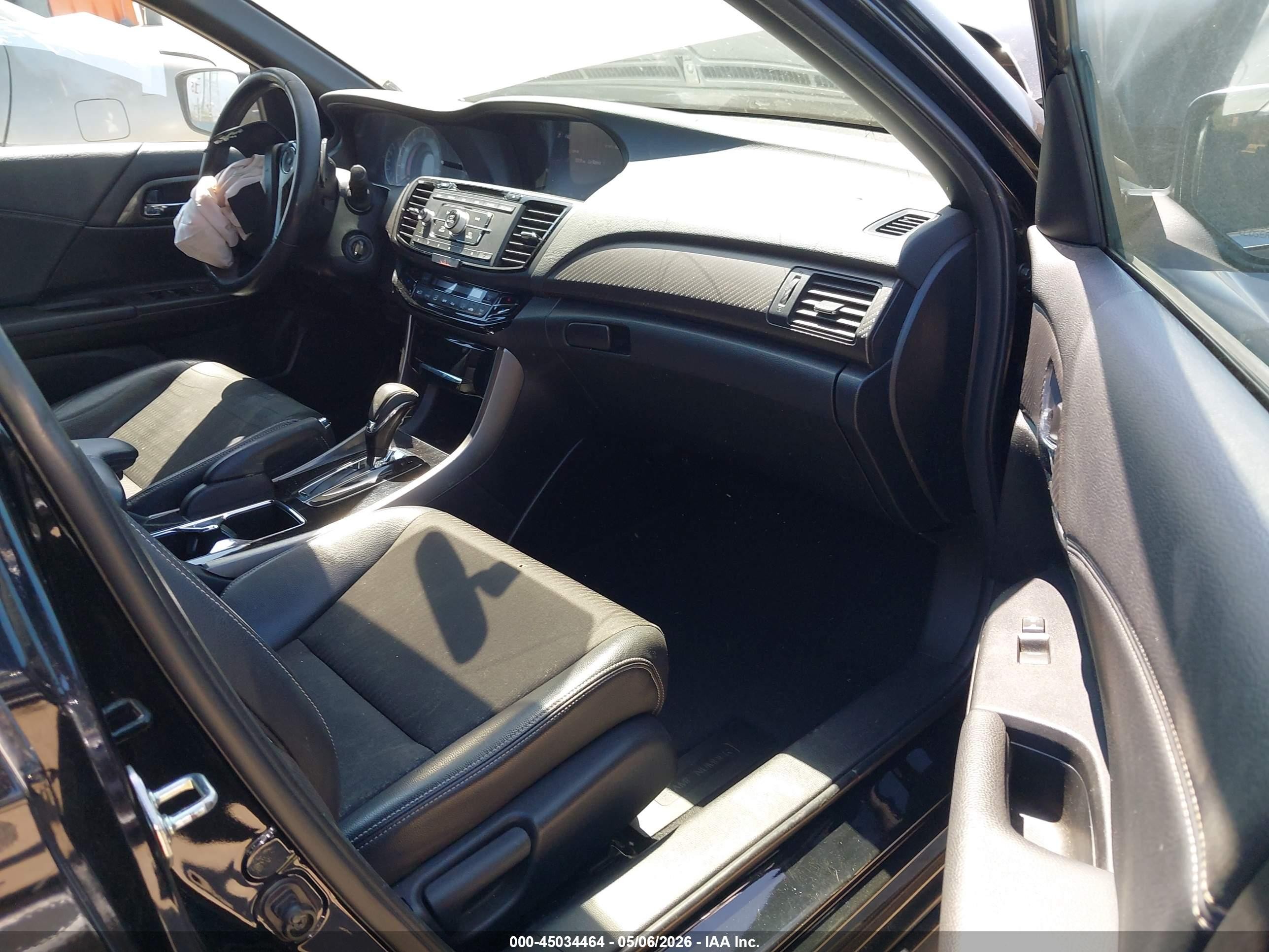 2017 Honda Accord Sport Черный vin: 1HGCR2F54HA279512