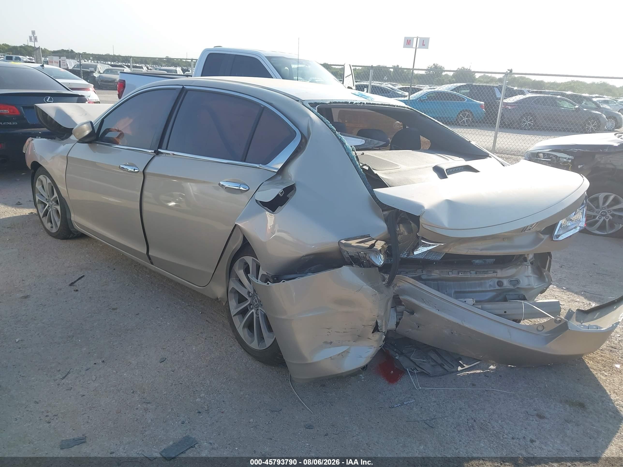2013 Honda Accord Sport Бежевый vin: 1HGCR2F55DA075604