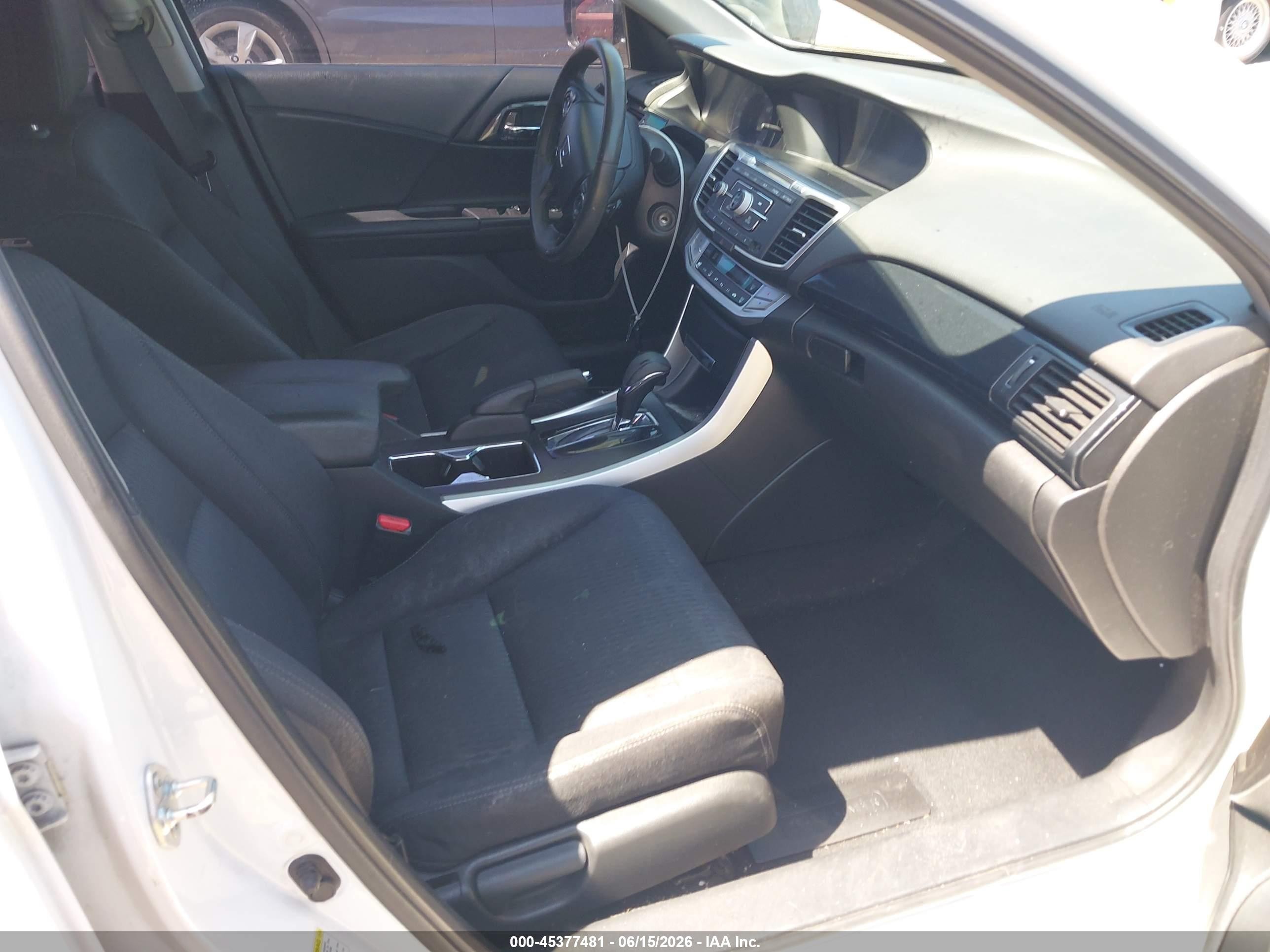 2013 Honda Accord Sport White vin: 1HGCR2F55DA162273