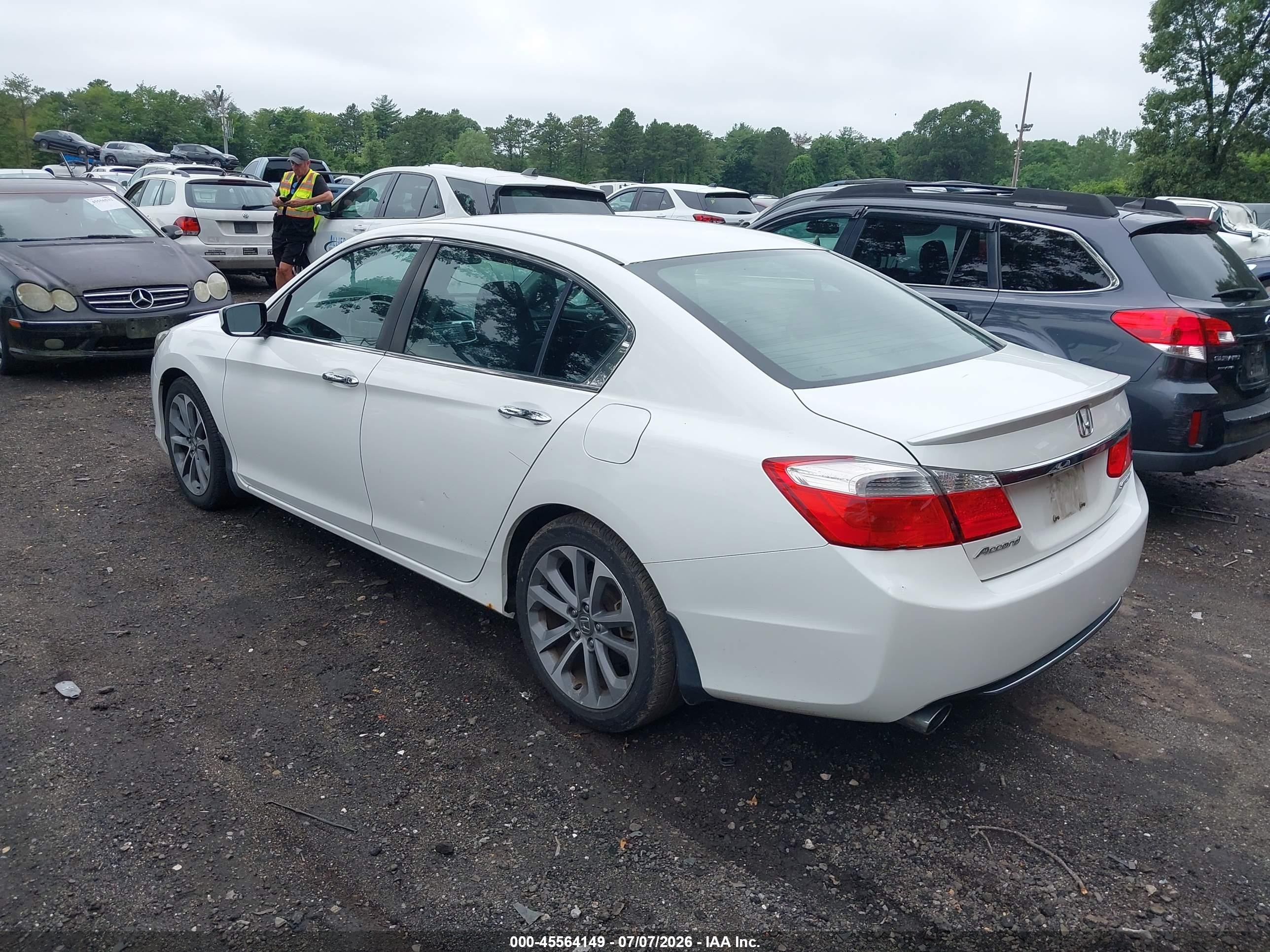 2013 Honda Accord Sport White vin: 1HGCR2F55DA215408