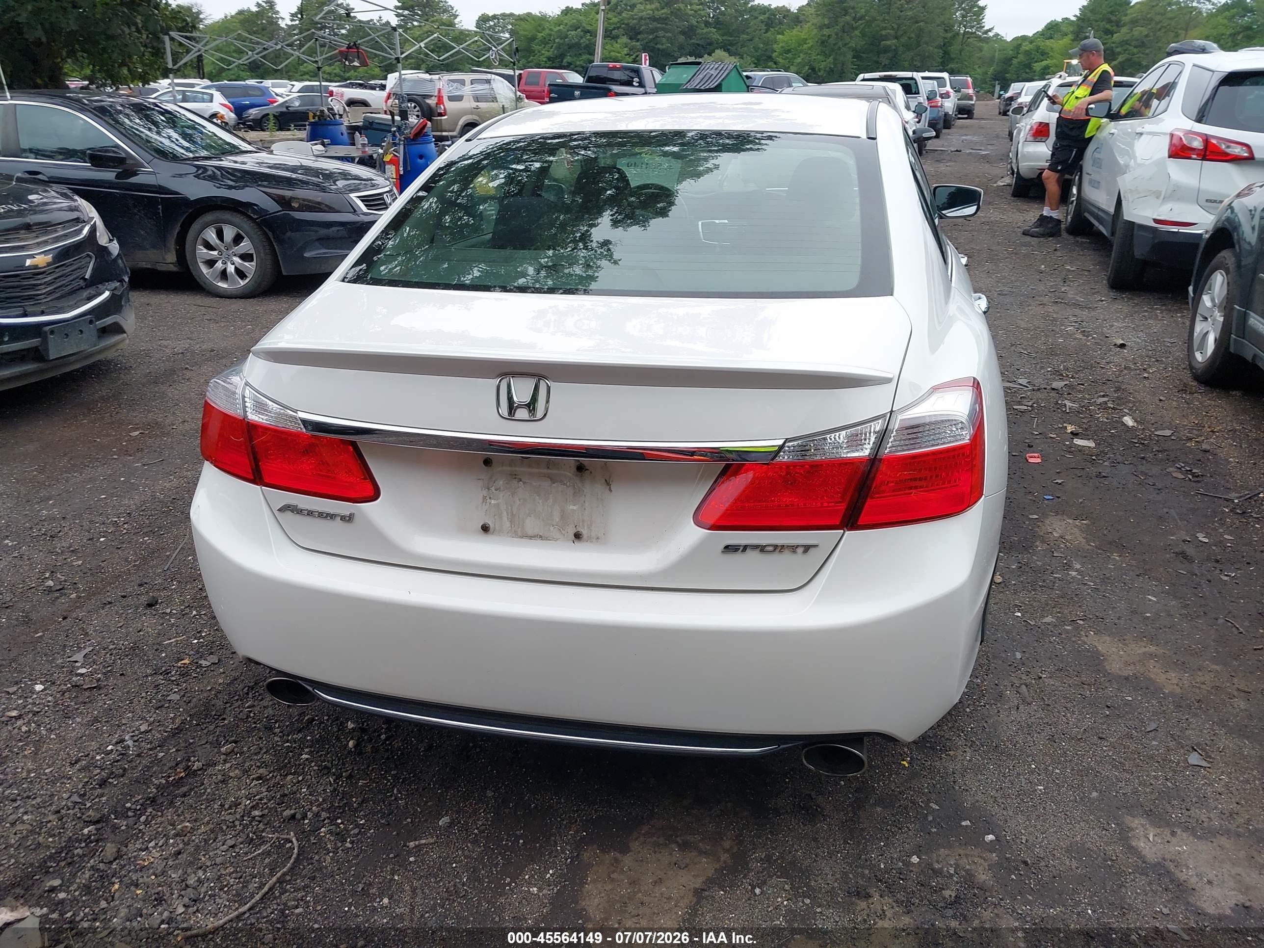 2013 Honda Accord Sport White vin: 1HGCR2F55DA215408