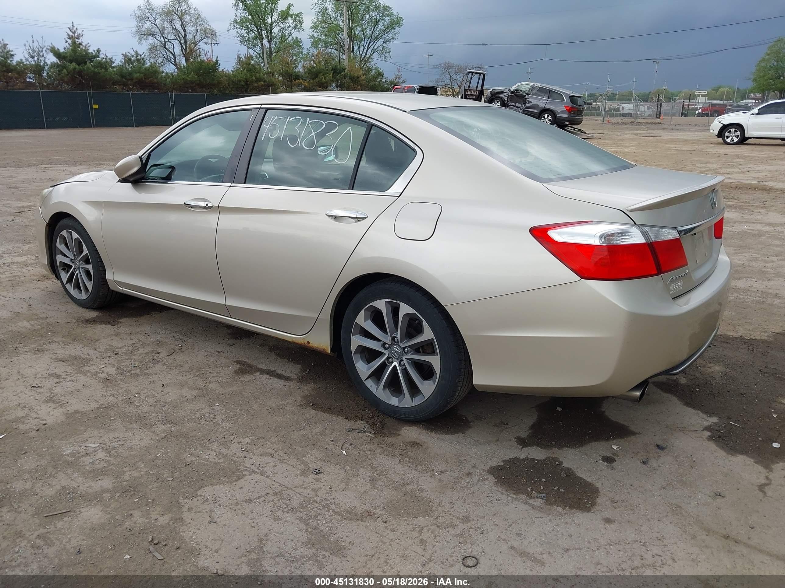 2013 Honda Accord Sport Champagne vin: 1HGCR2F55DA267265