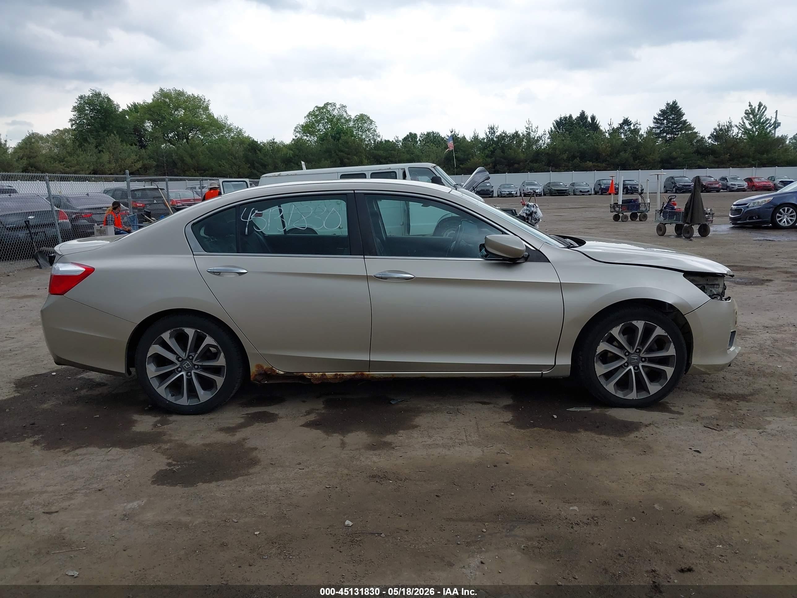 2013 Honda Accord Sport Champagne vin: 1HGCR2F55DA267265