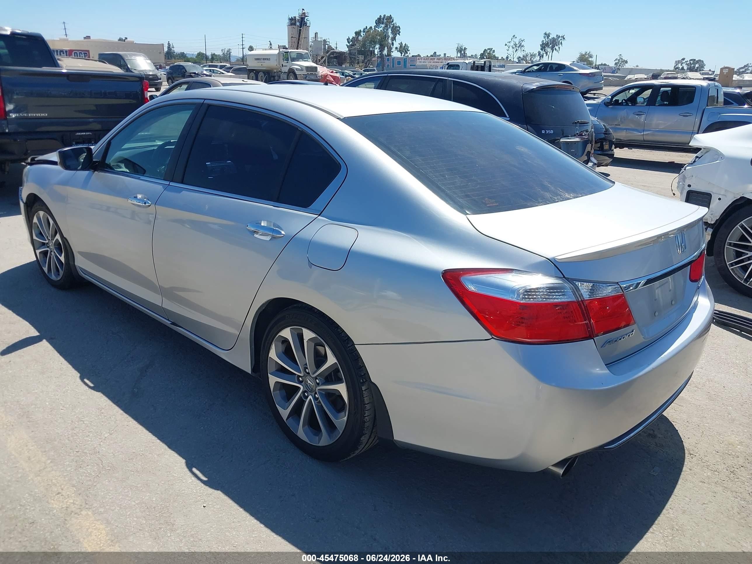 2014 Honda Accord Sport Silver vin: 1HGCR2F55EA009121