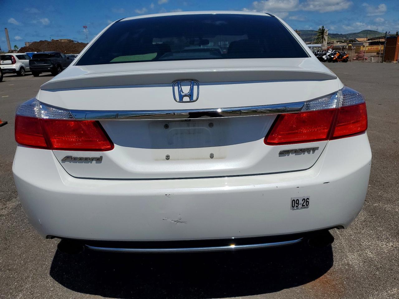 2014 Honda Accord Sport White vin: 1HGCR2F55EA015548