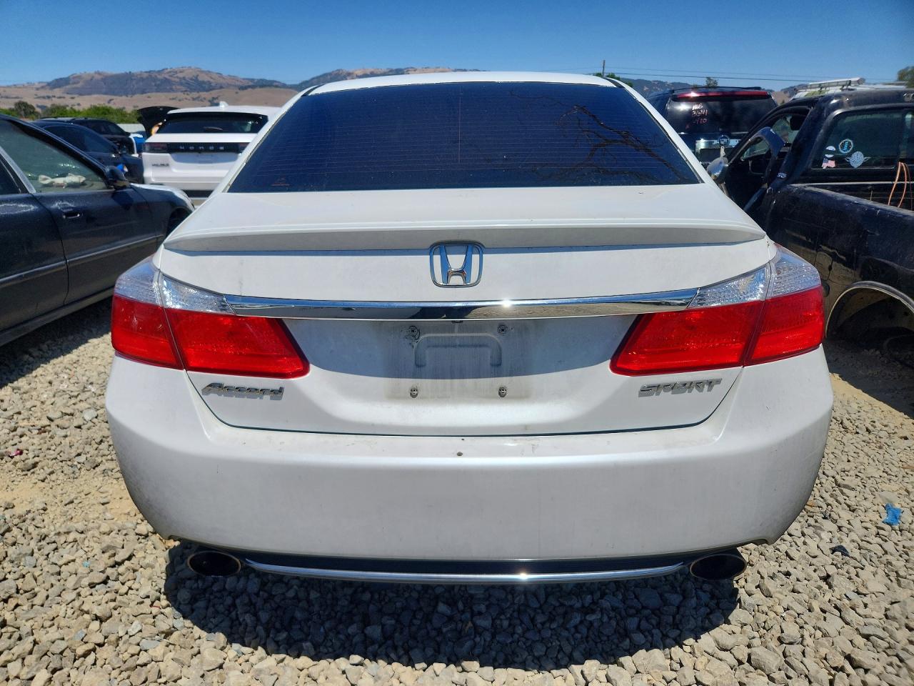 2014 Honda Accord Sport White vin: 1HGCR2F55EA222490