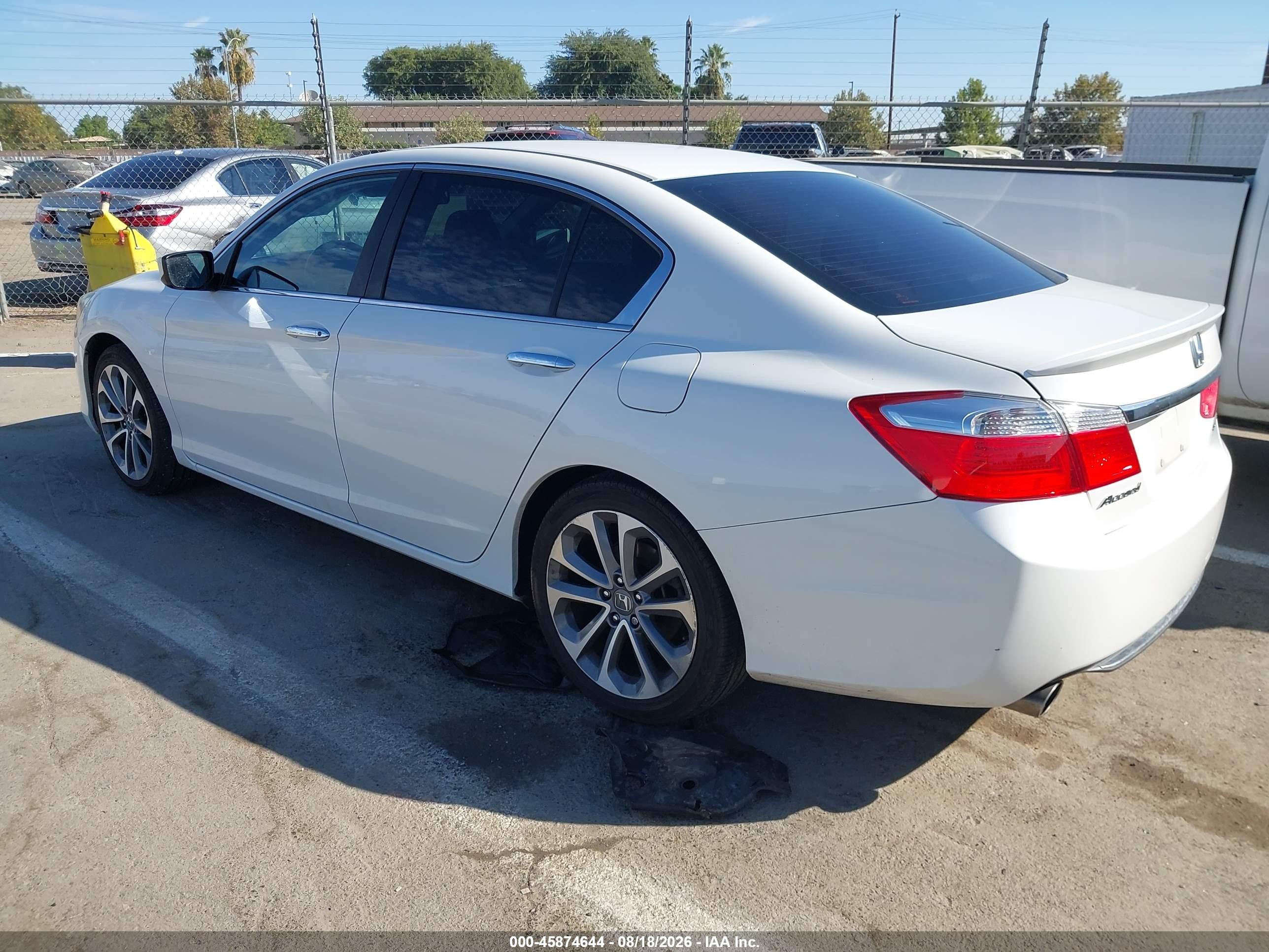 2014 Honda Accord Sport White vin: 1HGCR2F55EA229276