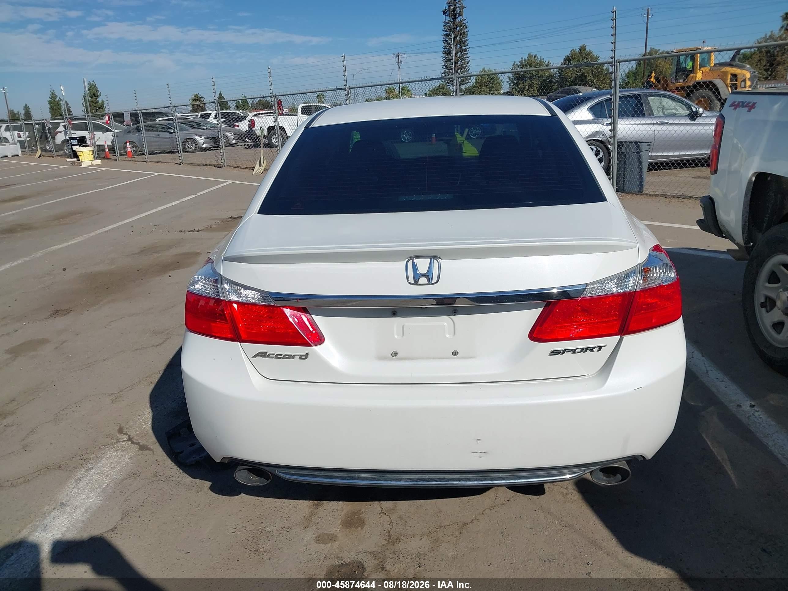 2014 Honda Accord Sport White vin: 1HGCR2F55EA229276
