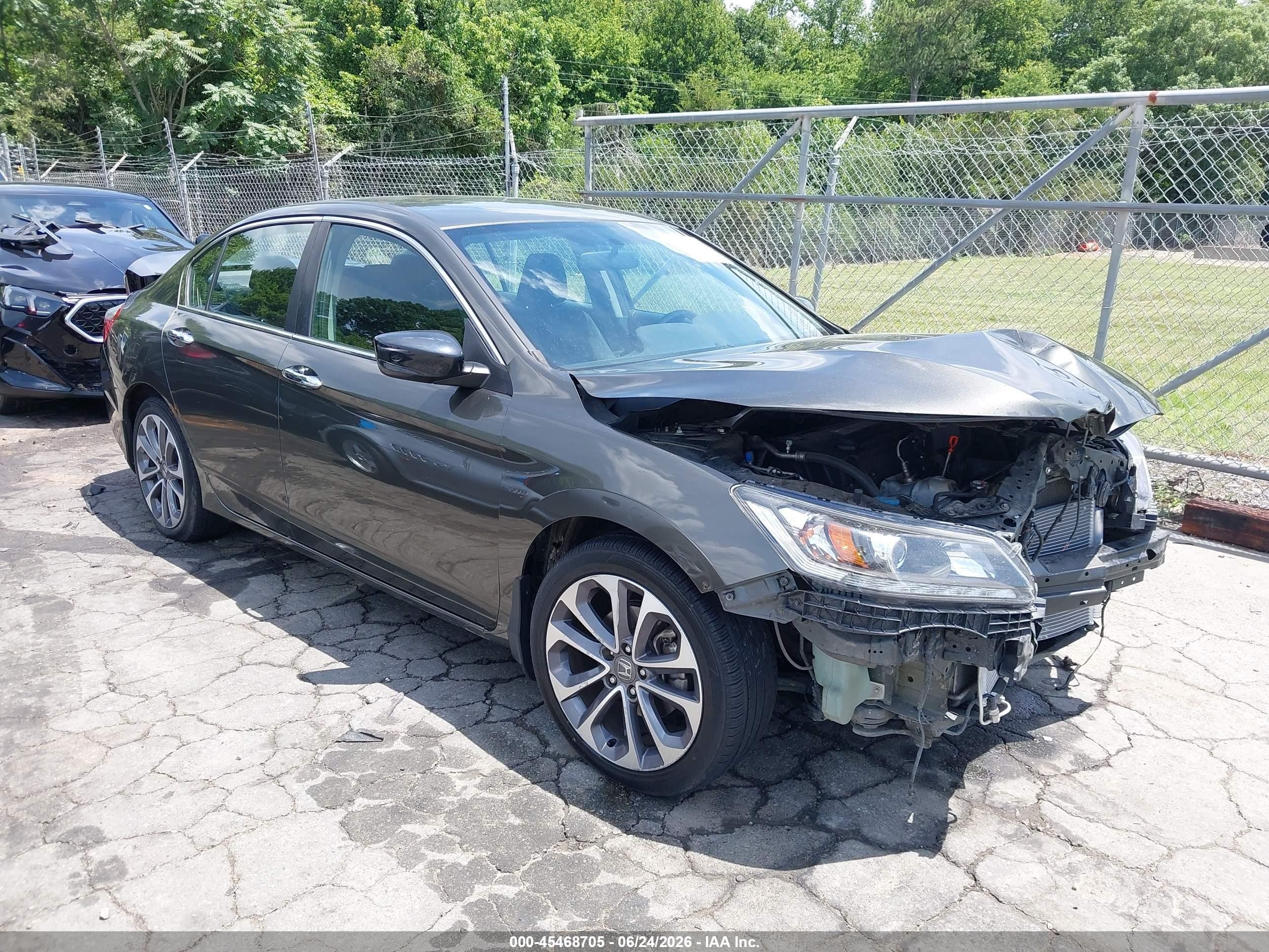 2015 Honda Accord Sport Gray vin: 1HGCR2F55FA023988
