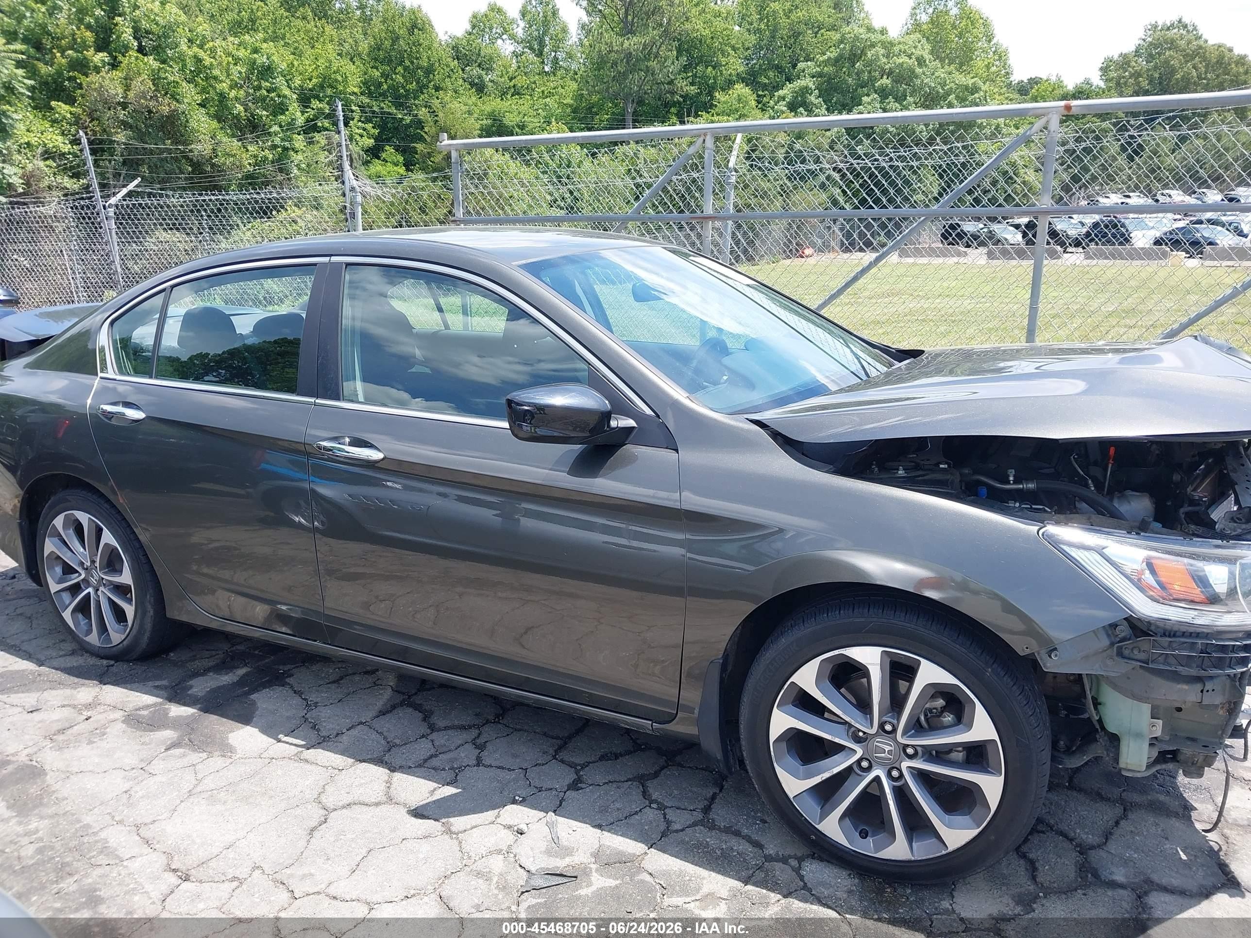 2015 Honda Accord Sport Gray vin: 1HGCR2F55FA023988