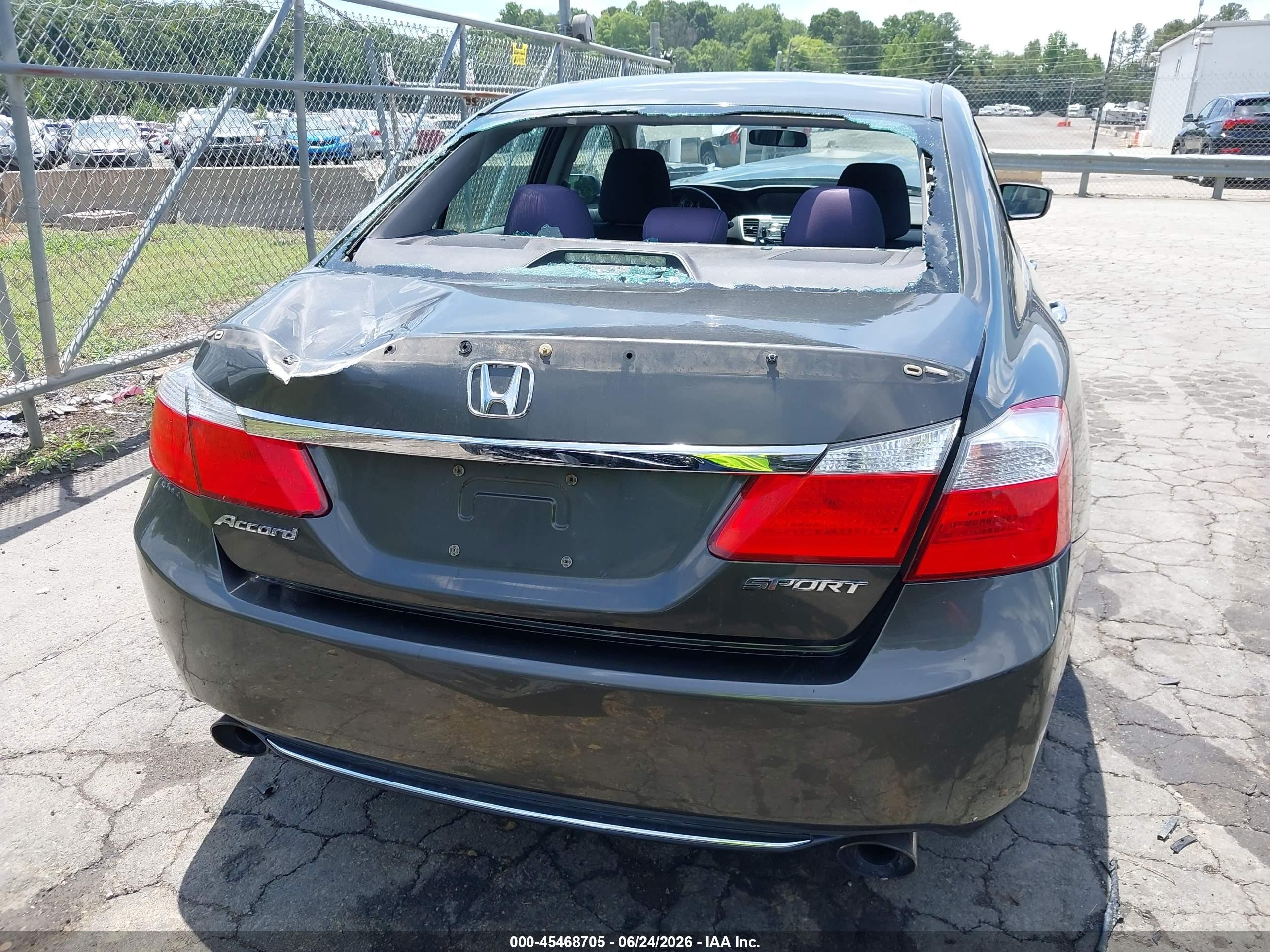 2015 Honda Accord Sport Gray vin: 1HGCR2F55FA023988