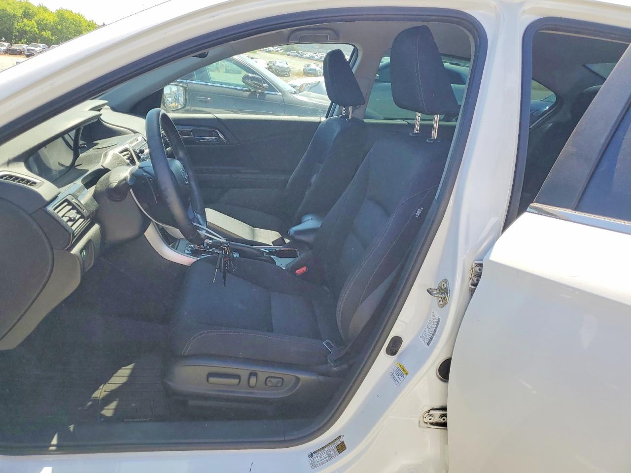 2015 Honda Accord Sport White vin: 1HGCR2F55FA042668