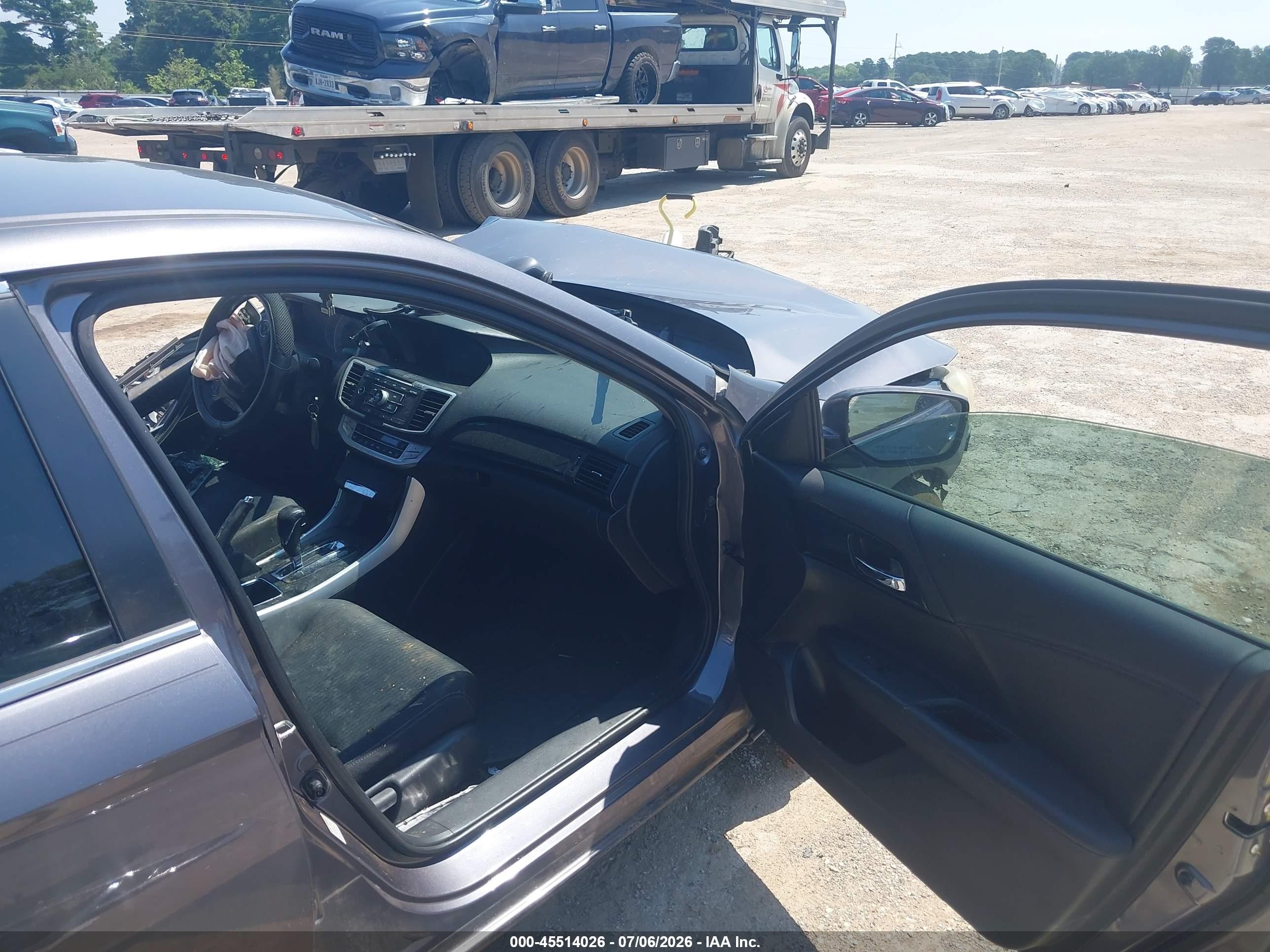 2015 Honda Accord Sport Gray vin: 1HGCR2F55FA117305