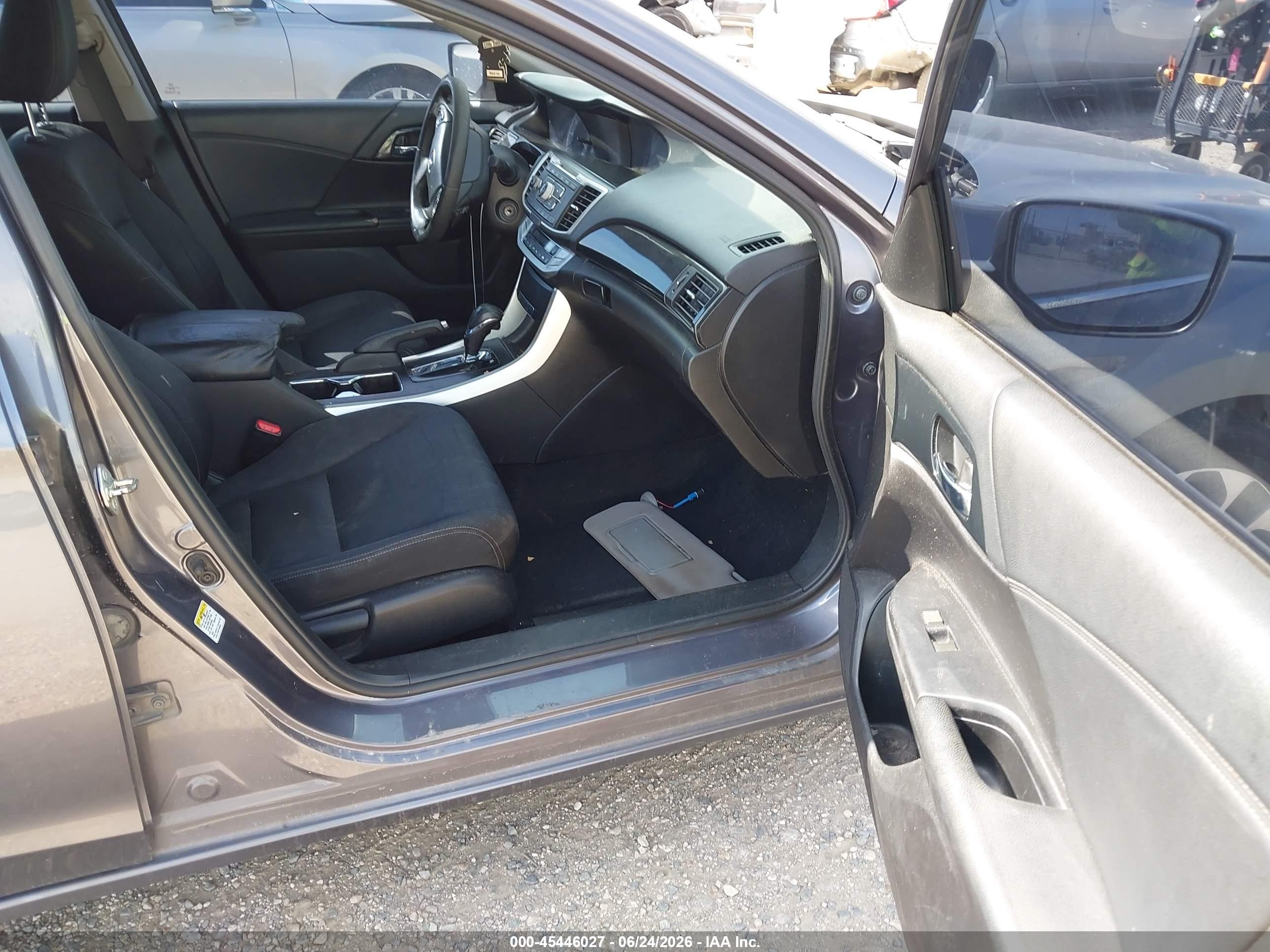 2015 Honda Accord Sport Gray vin: 1HGCR2F55FA139143
