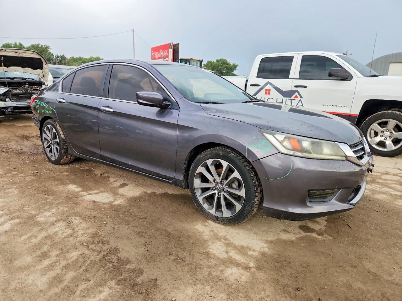 2015 Honda Accord Sport Gray vin: 1HGCR2F55FA230705