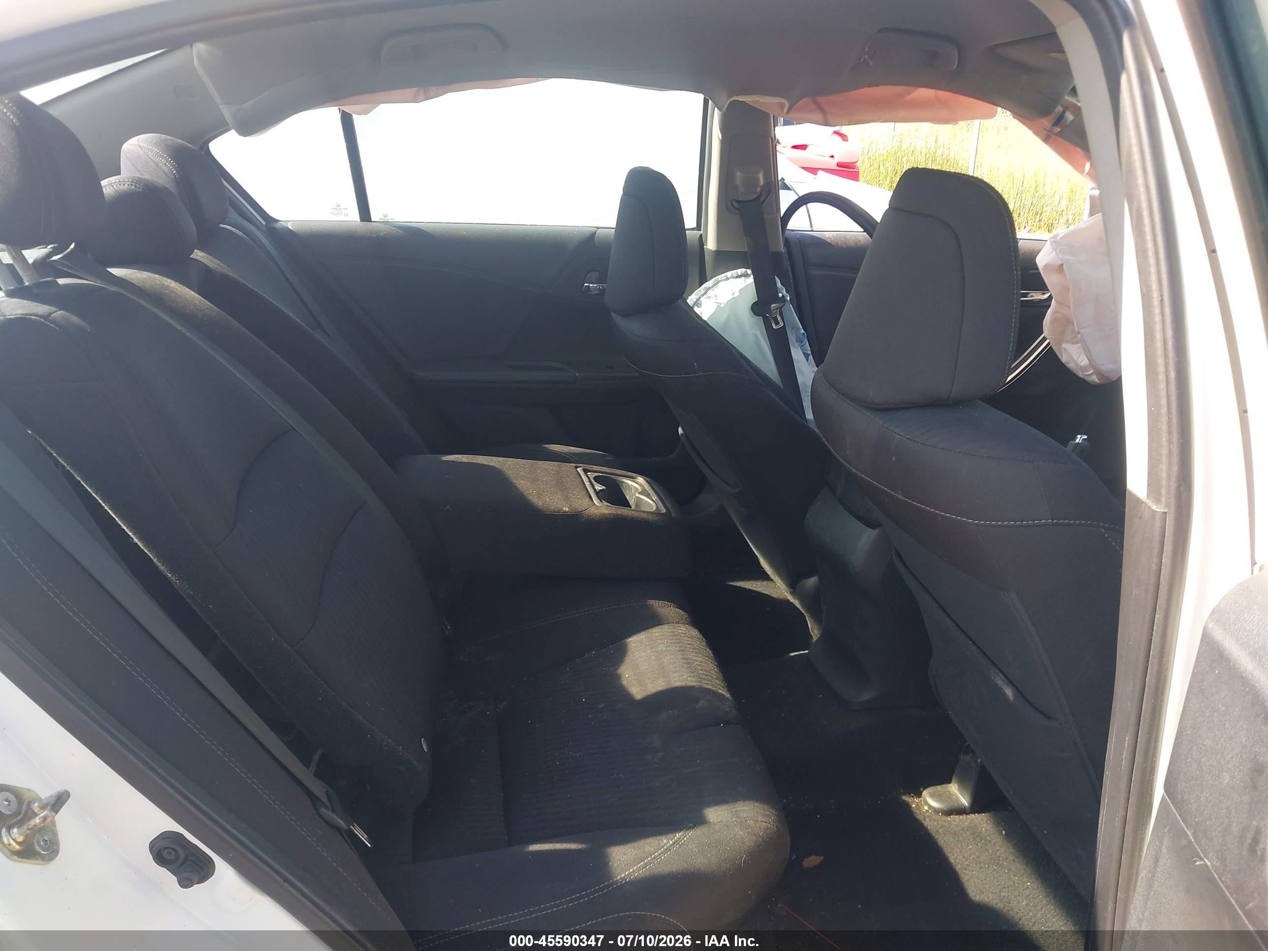 2015 Honda Accord Sport White vin: 1HGCR2F55FA232048