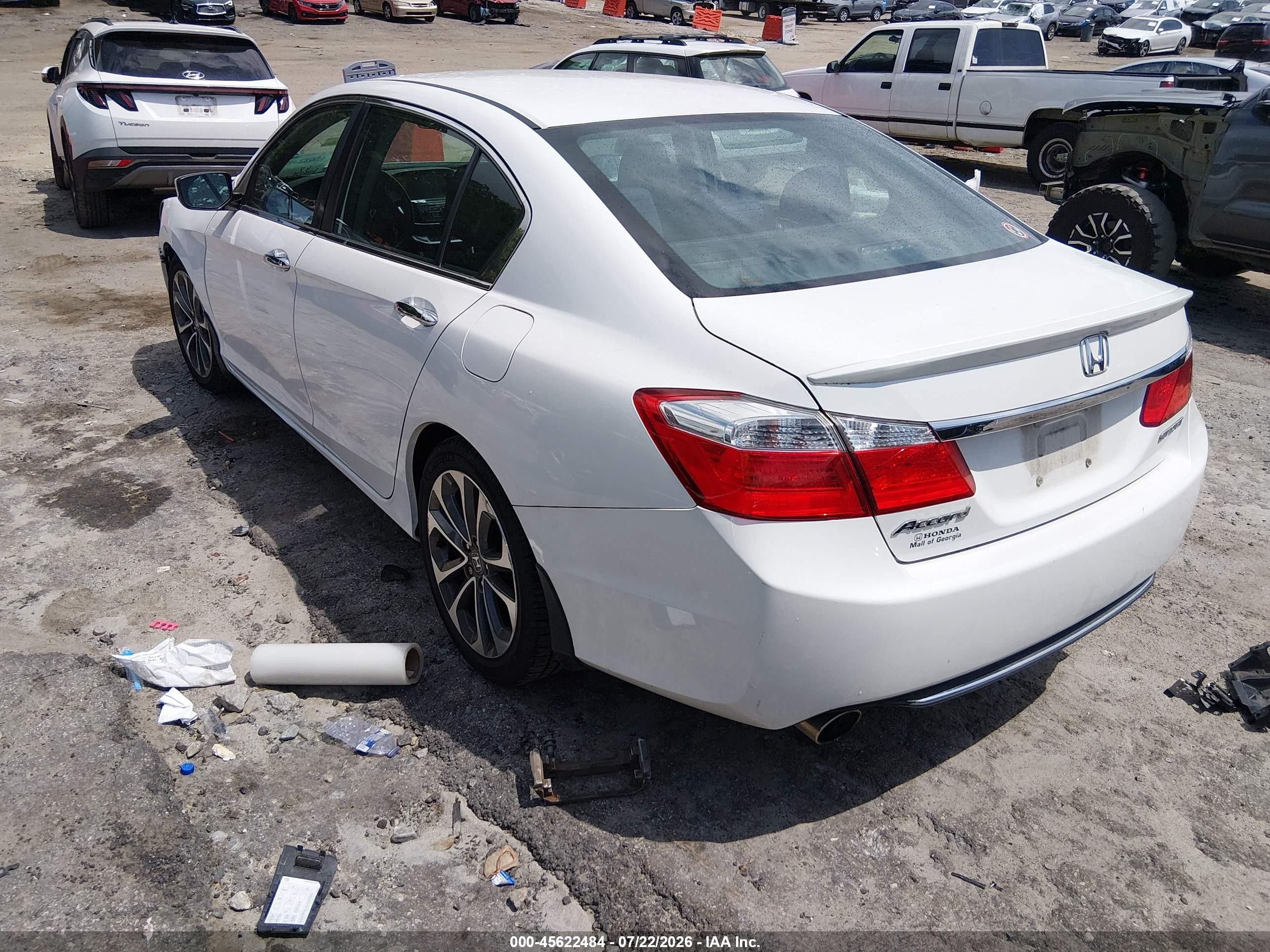 2015 Honda Accord Sport White vin: 1HGCR2F55FA234740
