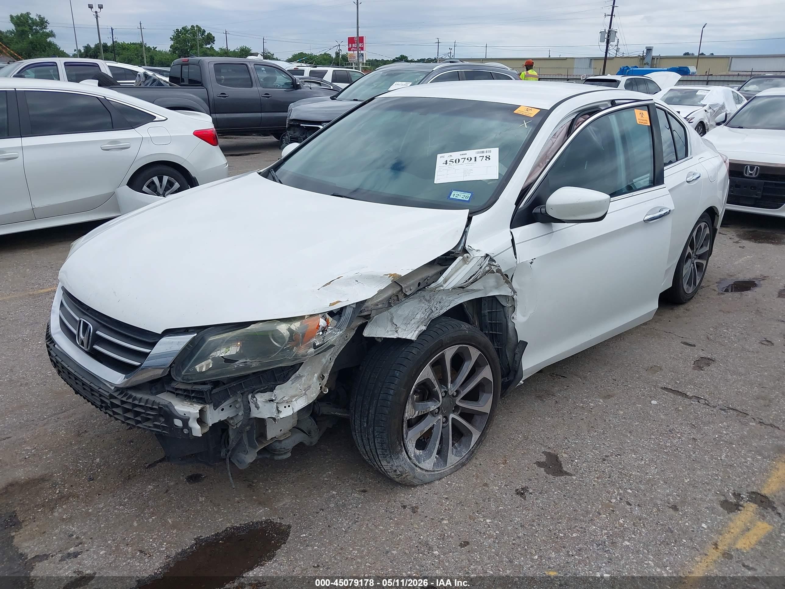2015 Honda Accord Sport White vin: 1HGCR2F55FA251893