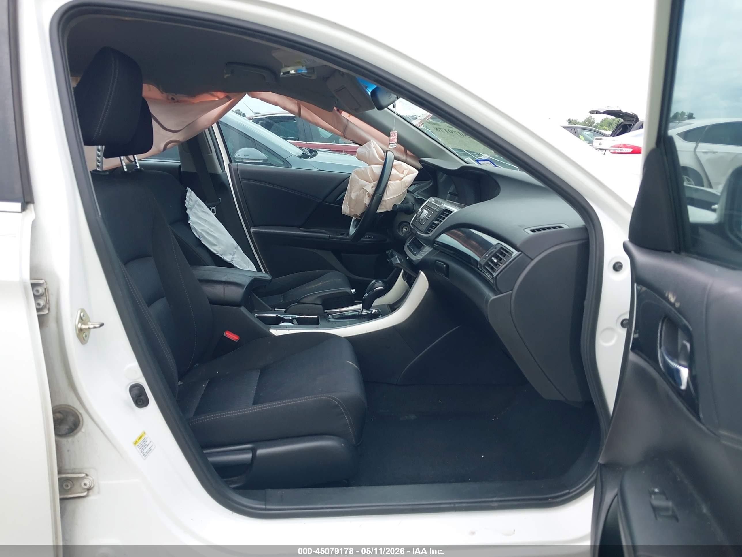 2015 Honda Accord Sport White vin: 1HGCR2F55FA251893