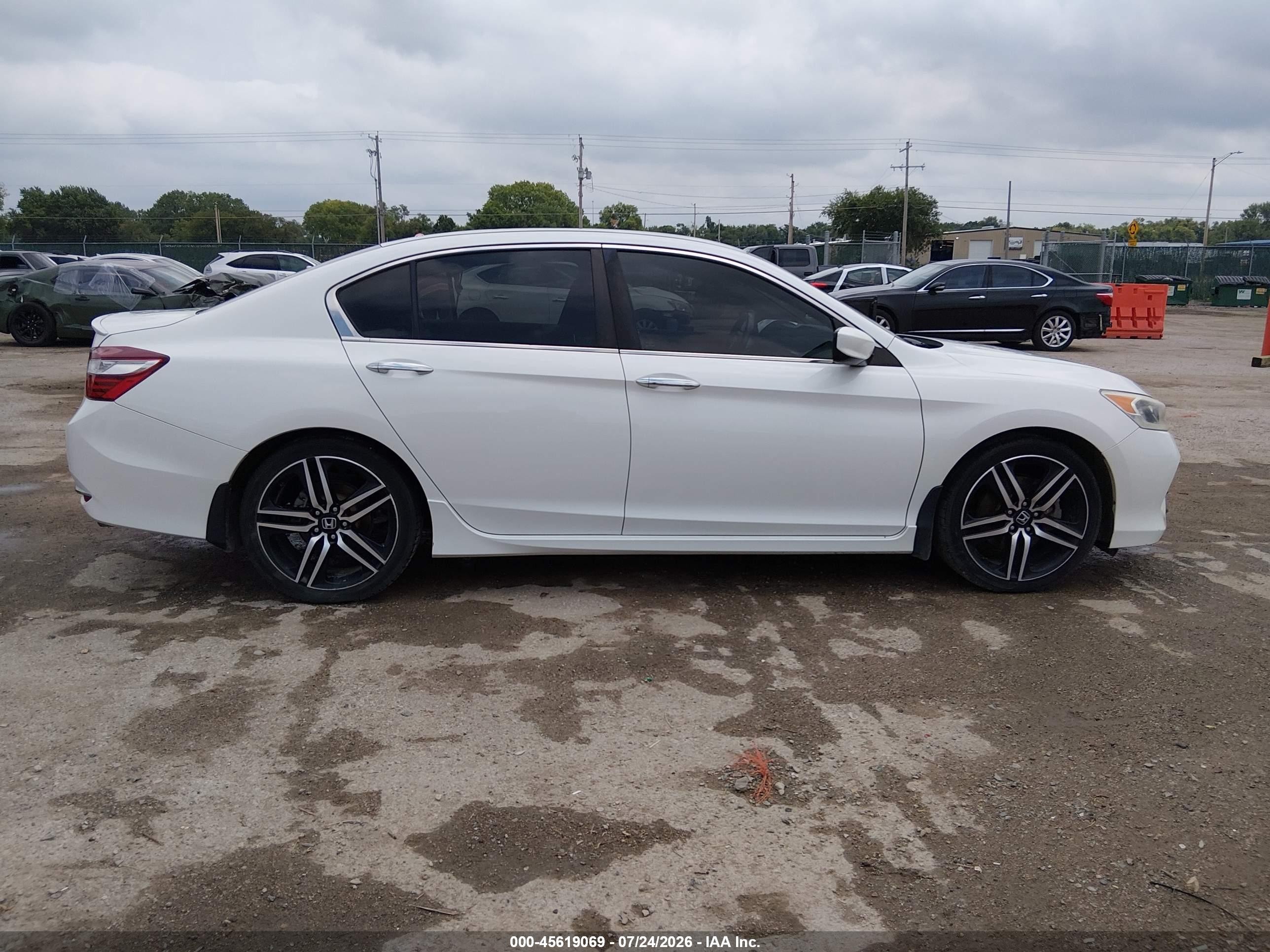2017 Honda Accord Sport White vin: 1HGCR2F55HA289126