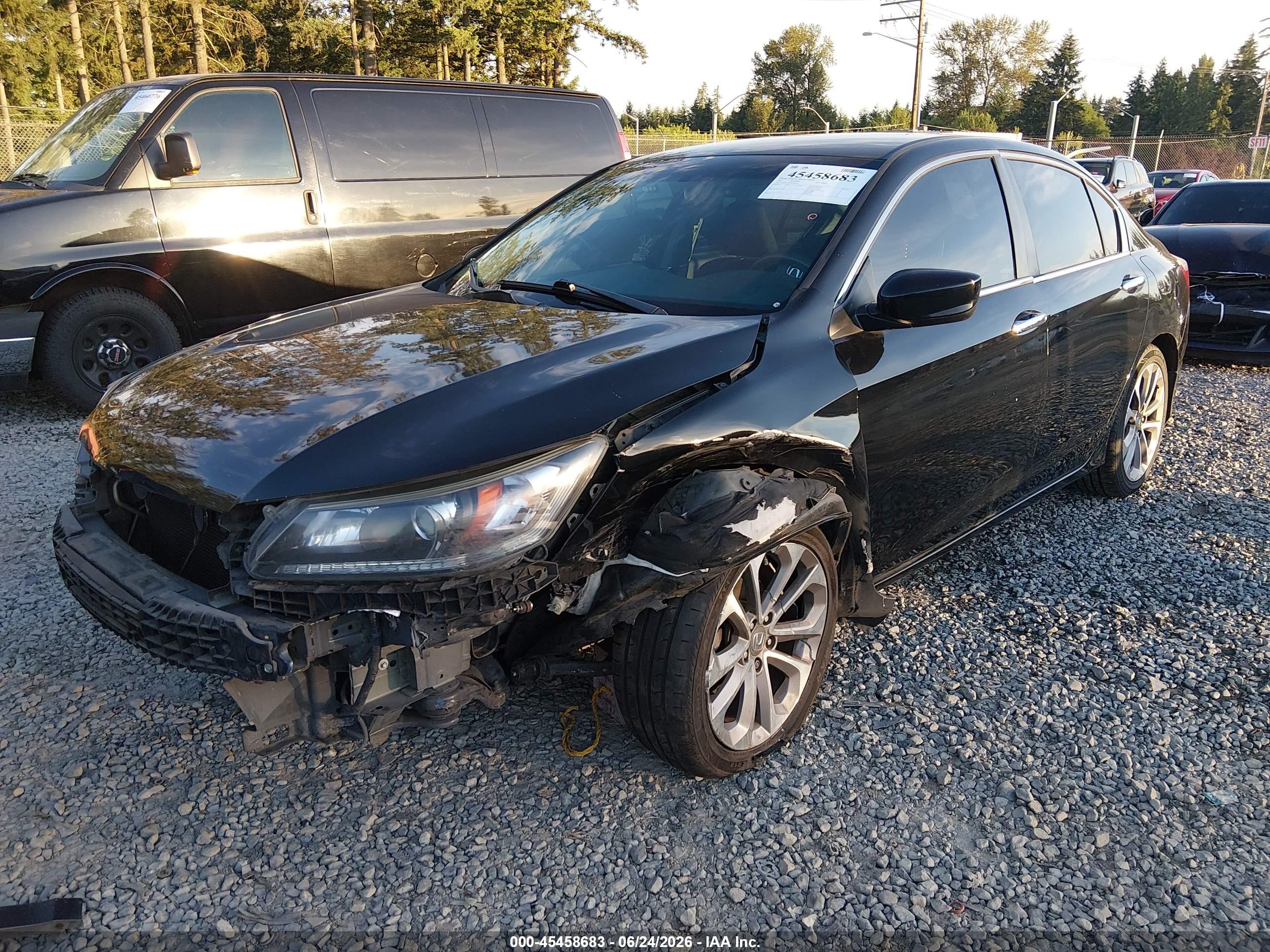 2013 Honda Accord Sport Черный vin: 1HGCR2F56DA000703