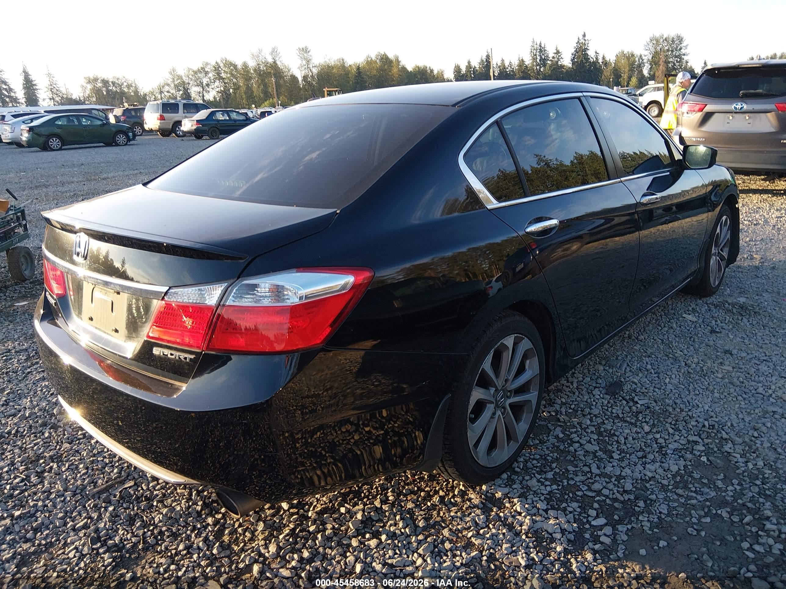 2013 Honda Accord Sport Черный vin: 1HGCR2F56DA000703