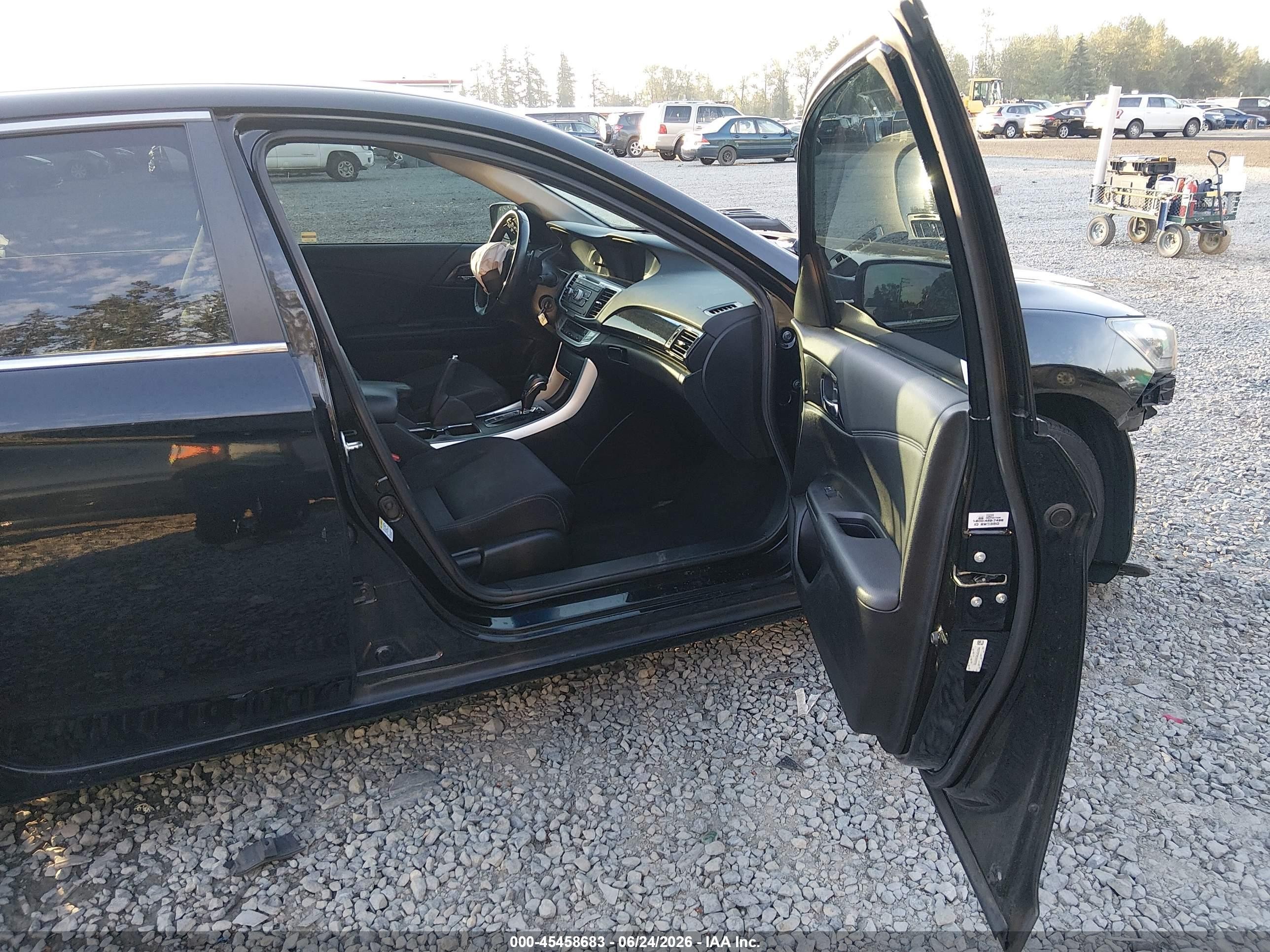 2013 Honda Accord Sport Черный vin: 1HGCR2F56DA000703