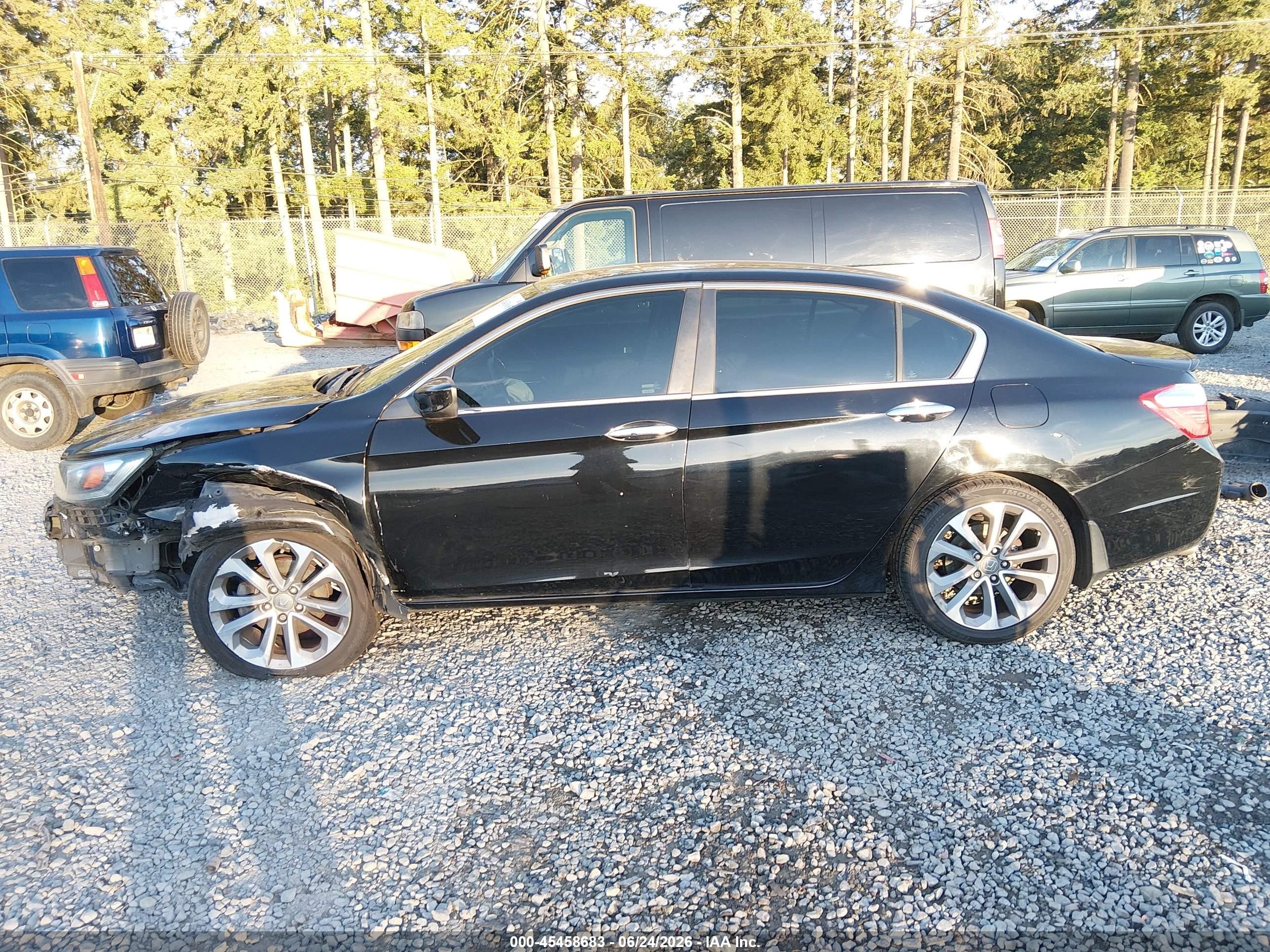 2013 Honda Accord Sport Черный vin: 1HGCR2F56DA000703