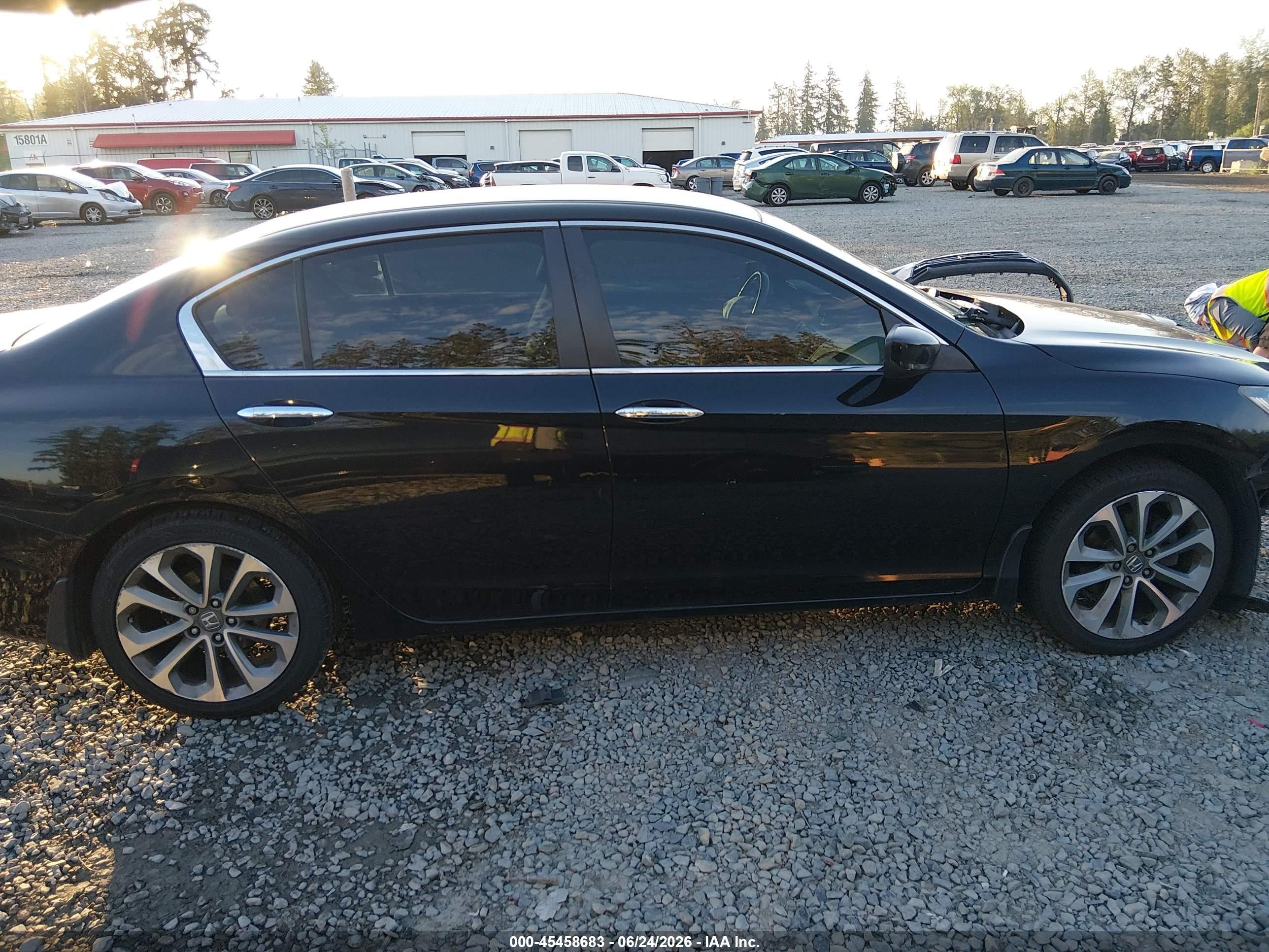 2013 Honda Accord Sport Черный vin: 1HGCR2F56DA000703