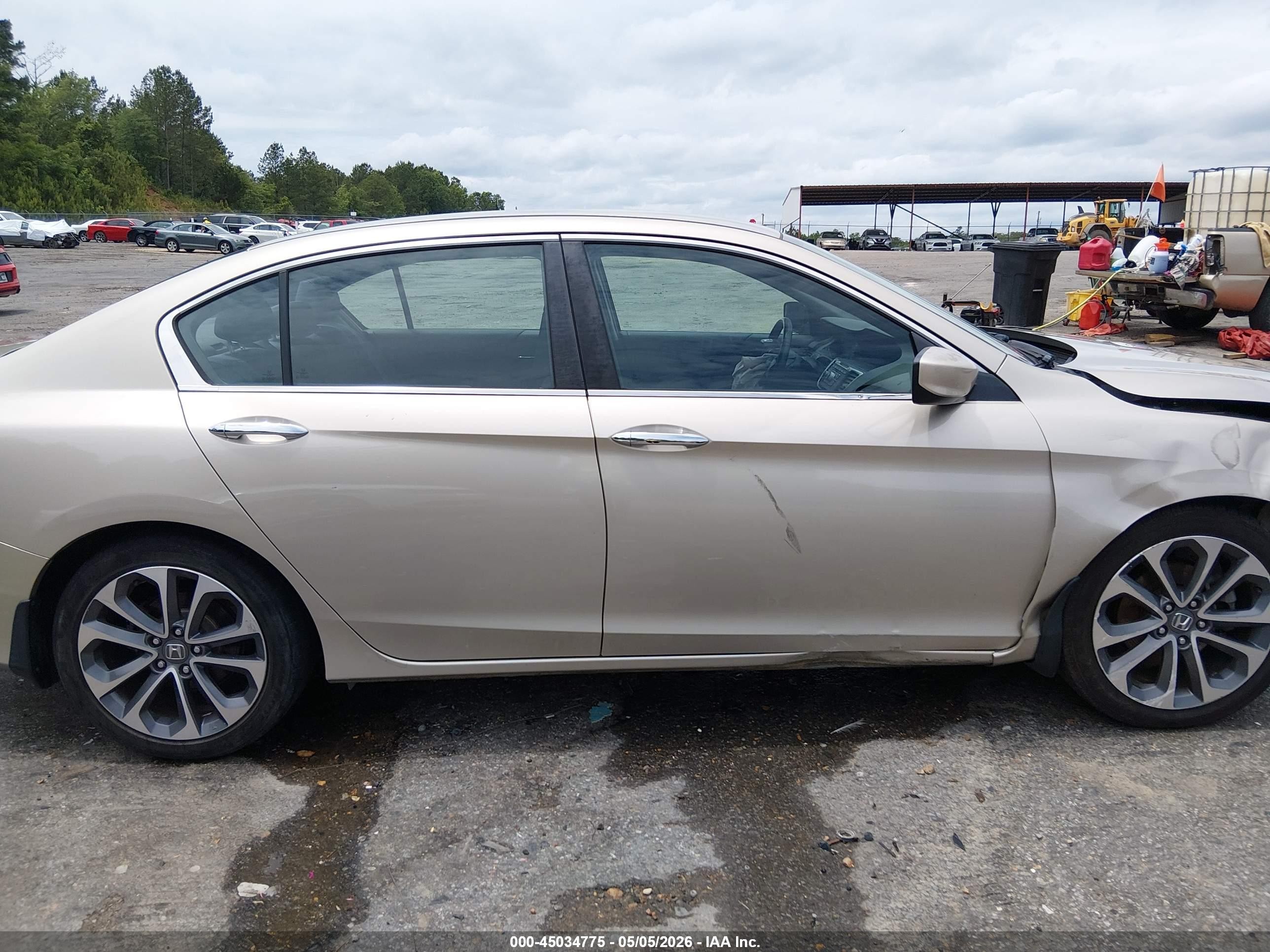 2015 Honda Accord Sport Золотой vin: 1HGCR2F56FA034238