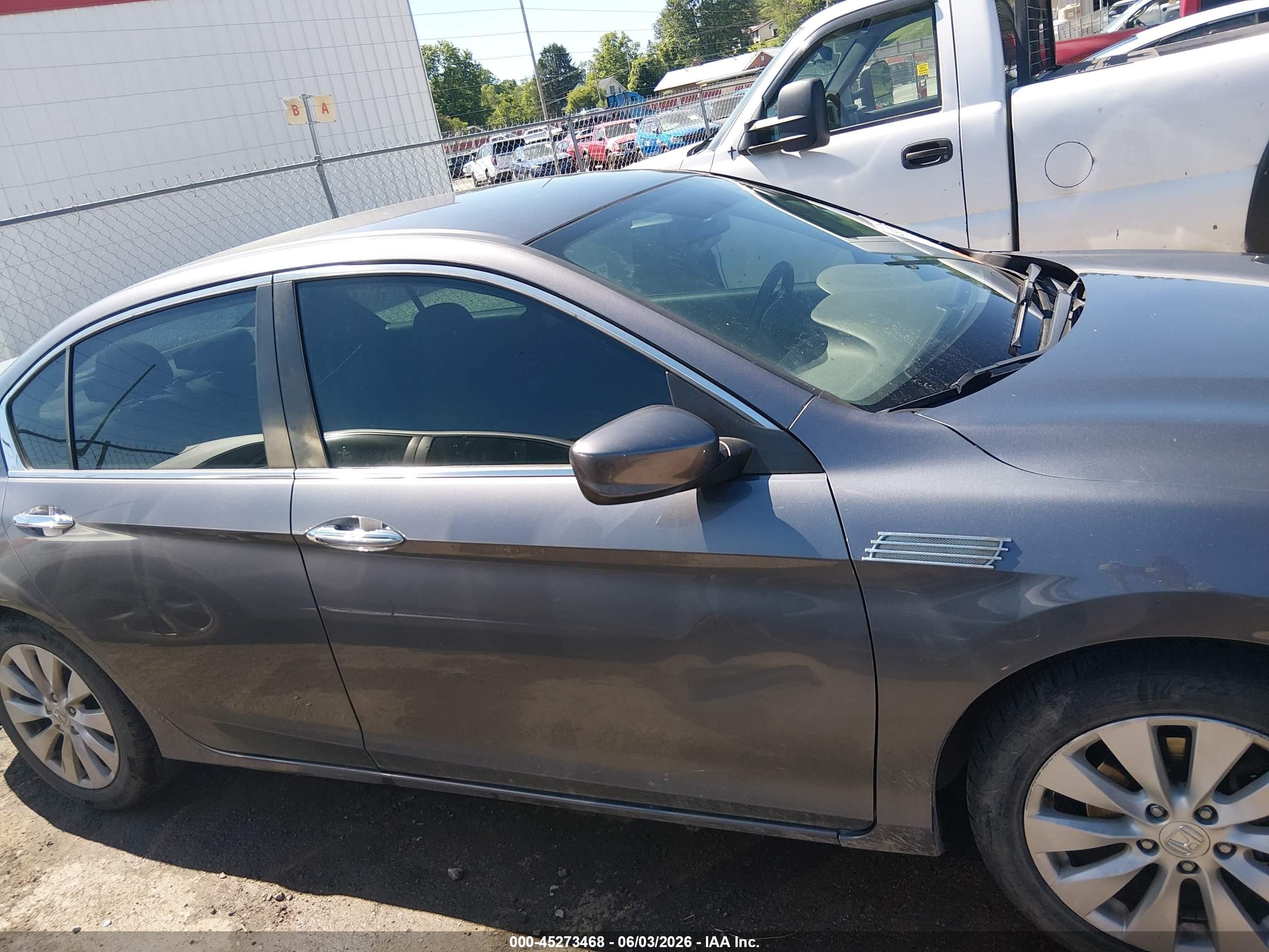 2015 Honda Accord Sport Серый vin: 1HGCR2F56FA039228